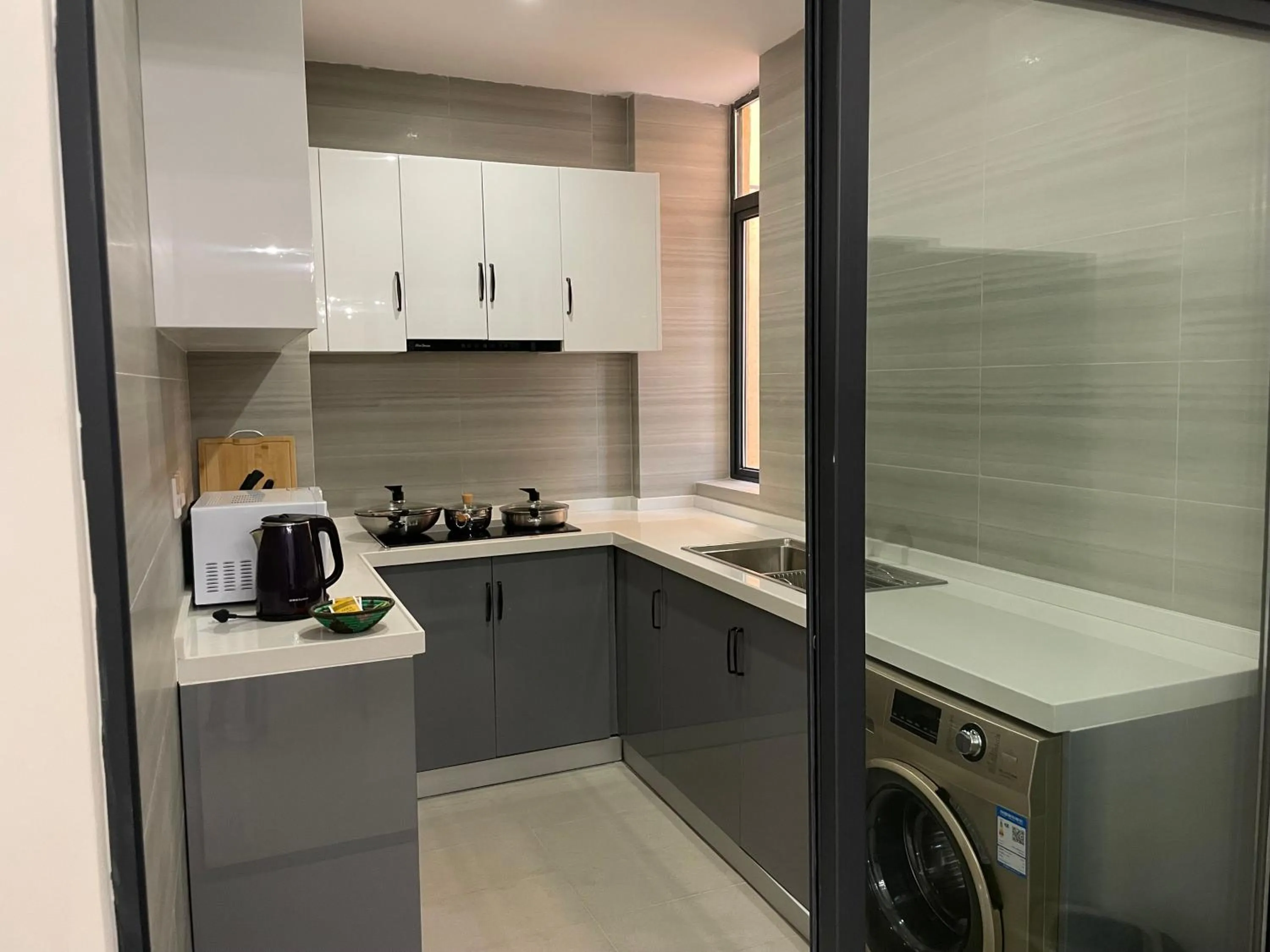 Kitchen or kitchenette in Rose Garden Private Apartment By LINK