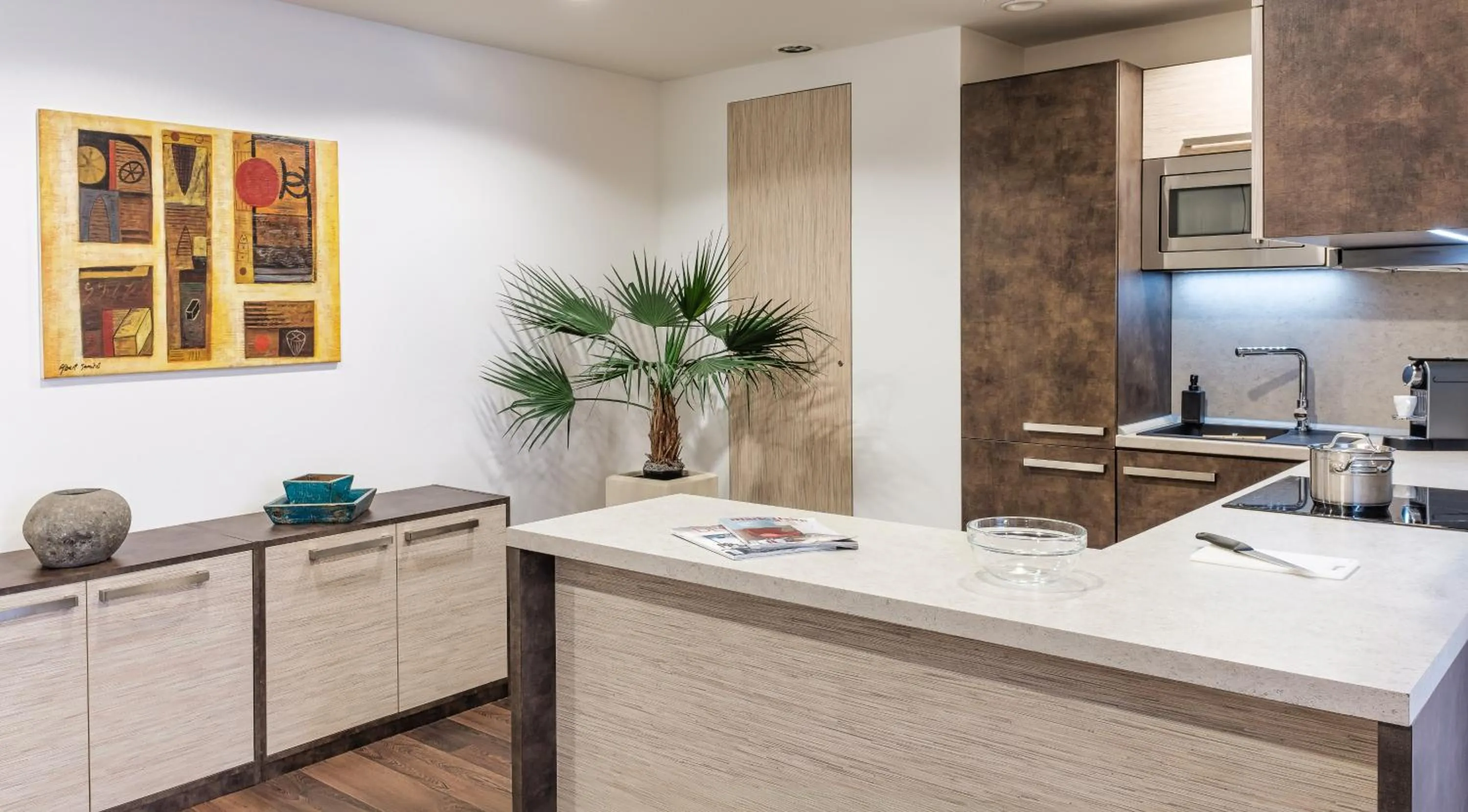 Kitchen or kitchenette in VN3 Terraces Suites by Adrez