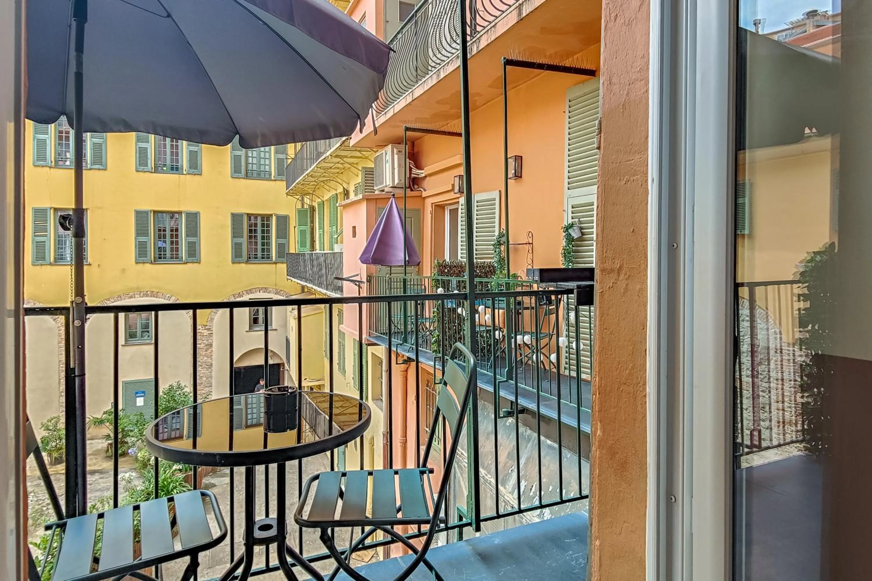 Balcony/Terrace in Hotel Aparthotel AMMI Vieux Nice