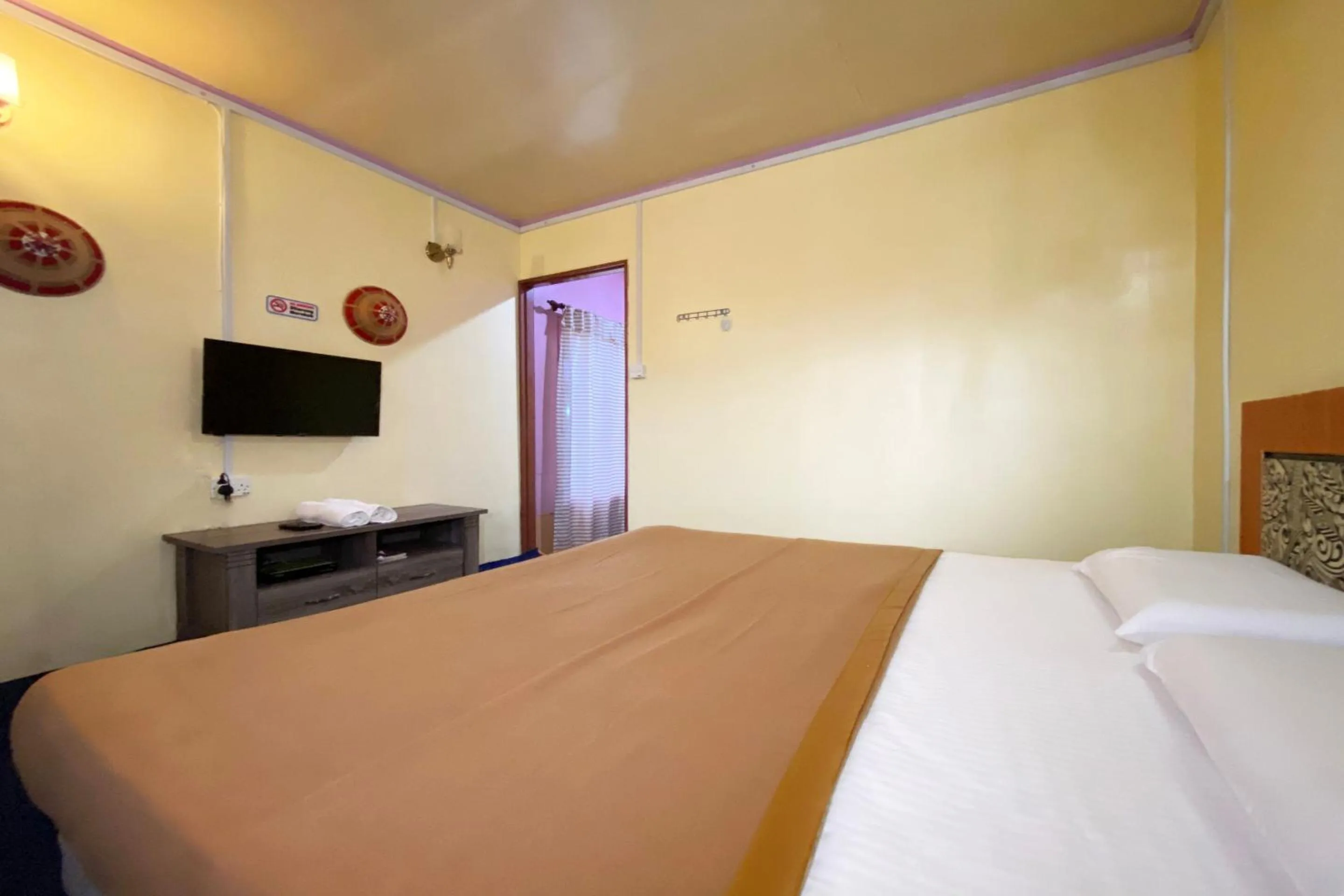 Bedroom, Bed in Hotel O Pogimpaan Homestay