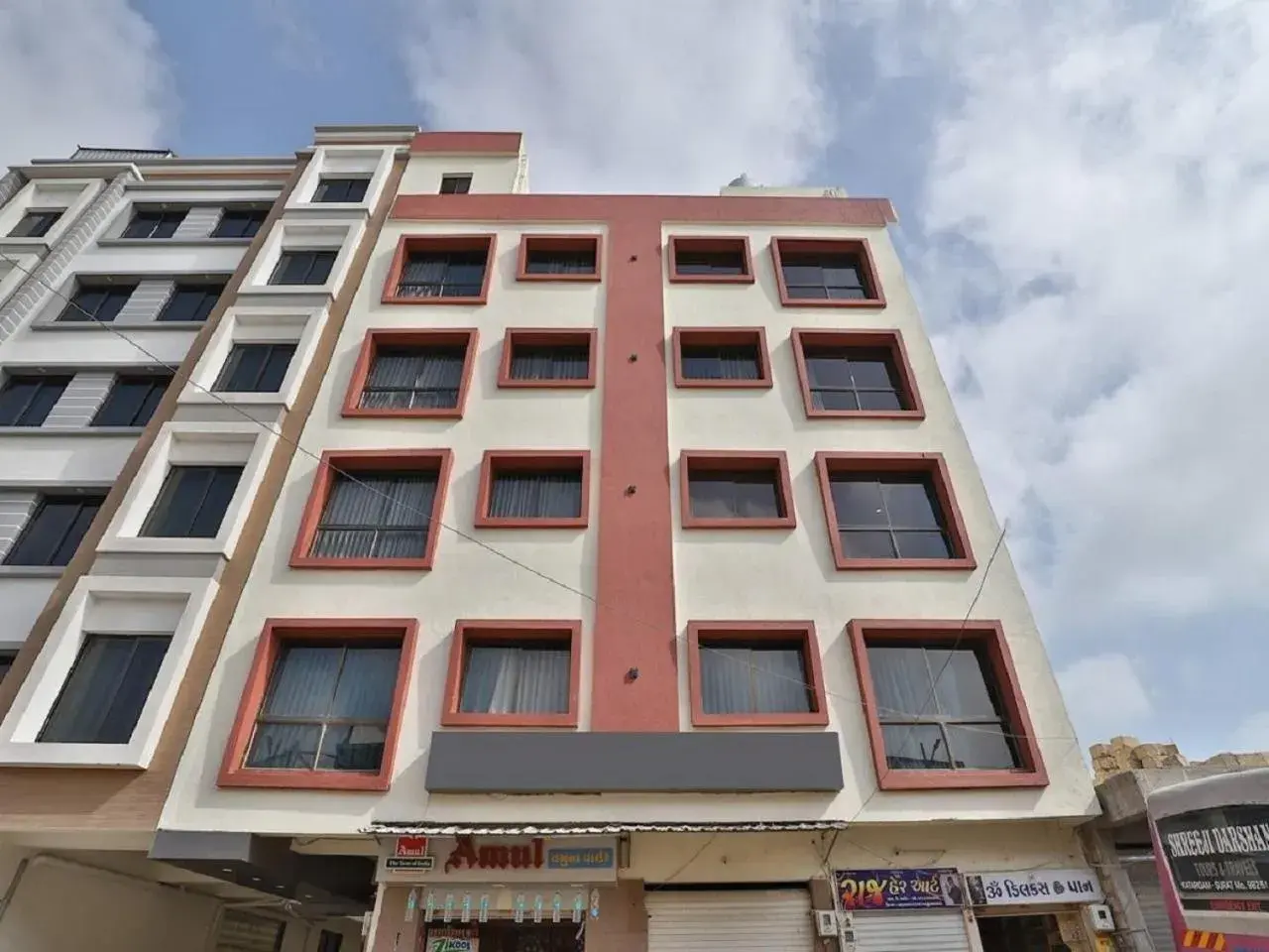 Property building in Hotel Kuber Property building in Hotel Kuber