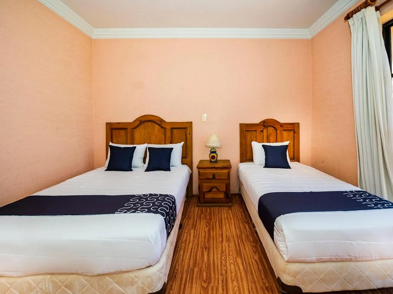 Photo of the whole room, Bed in Hotel La Casa de Don Tito, Jocotitlan