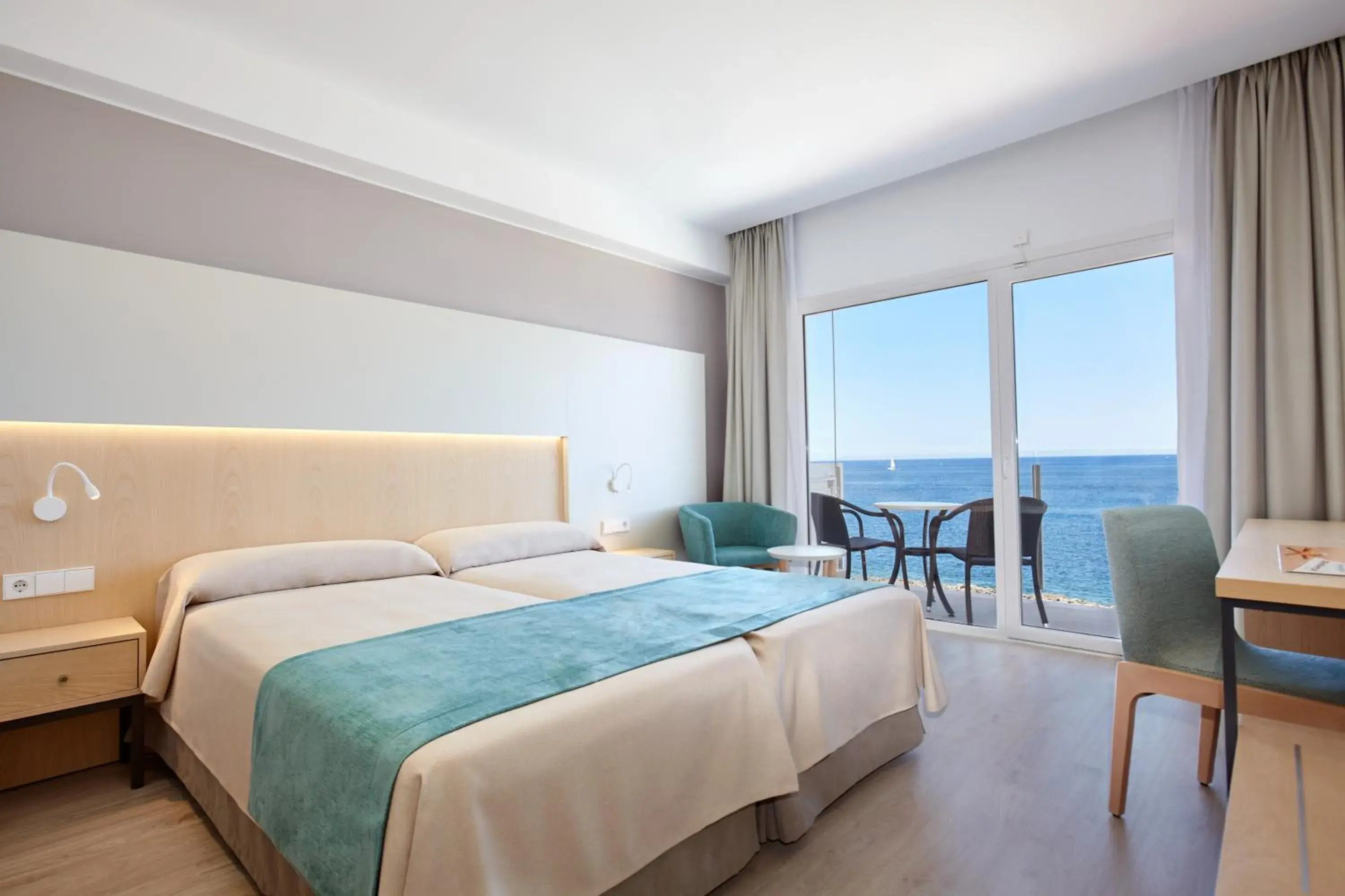 Photo of the whole room, Bed in Universal Hotel Cabo Blanco - Adults Only Photo of the whole room, Bed in Universal Hotel Cabo Blanco - Adults Only