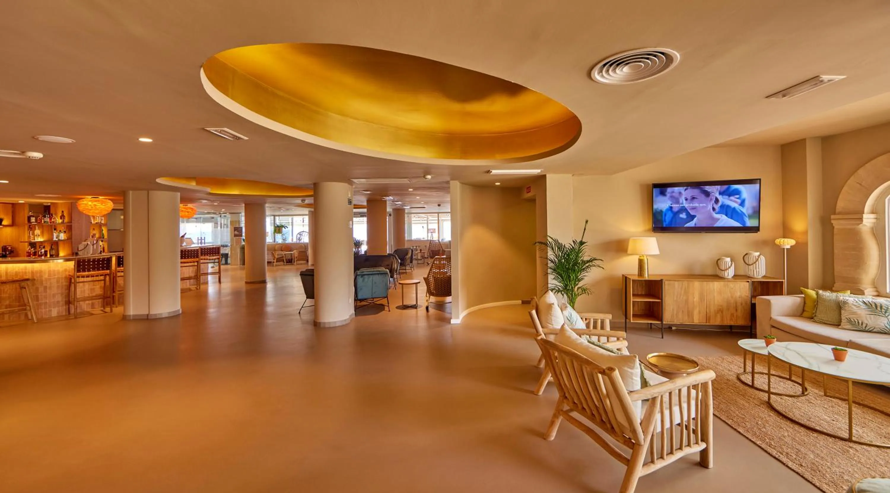 Lounge or bar in Universal Hotel Cabo Blanco - Adults Only