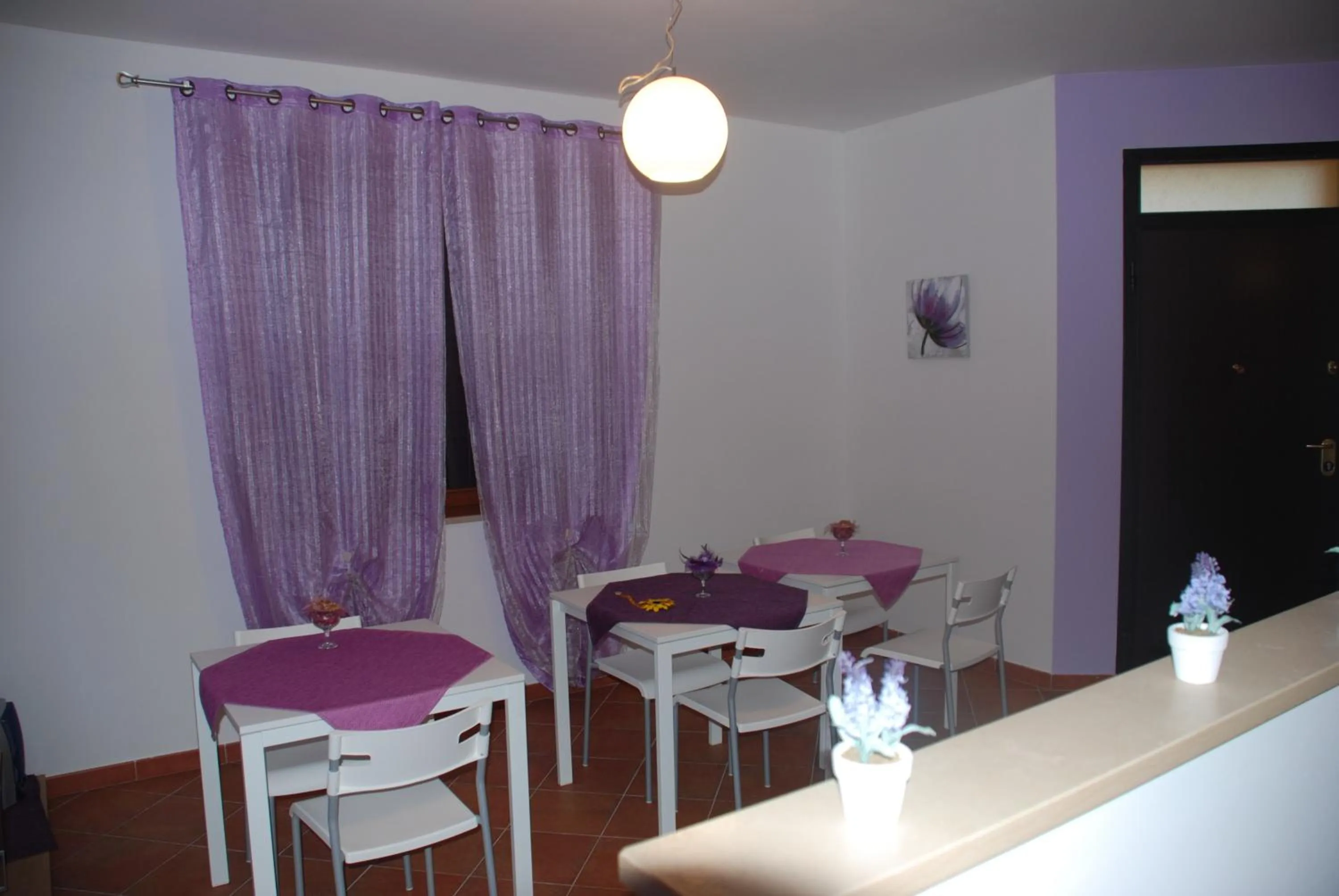 Communal kitchen in Eolo