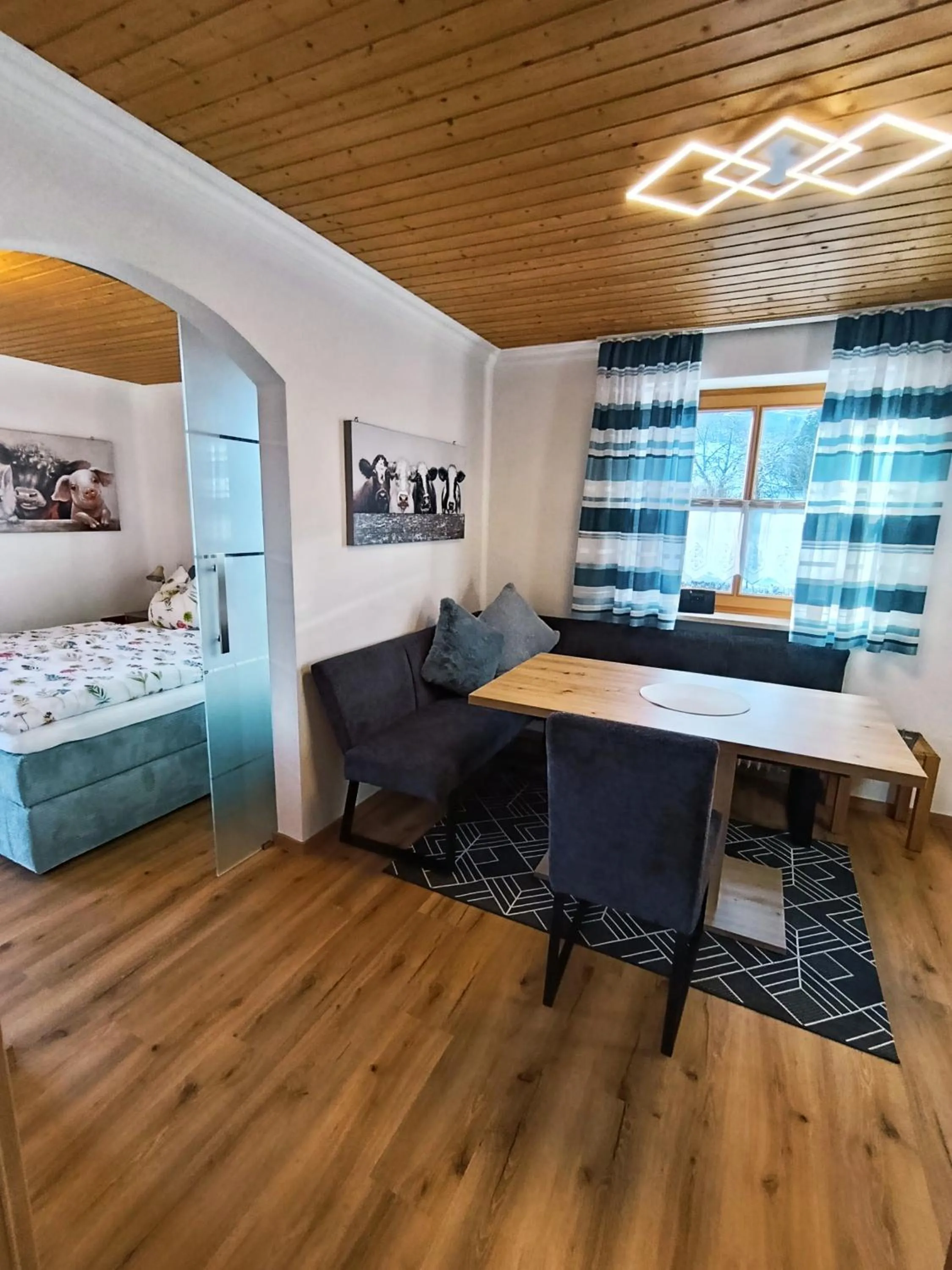 Dining area, Bed in Oberer Wirt