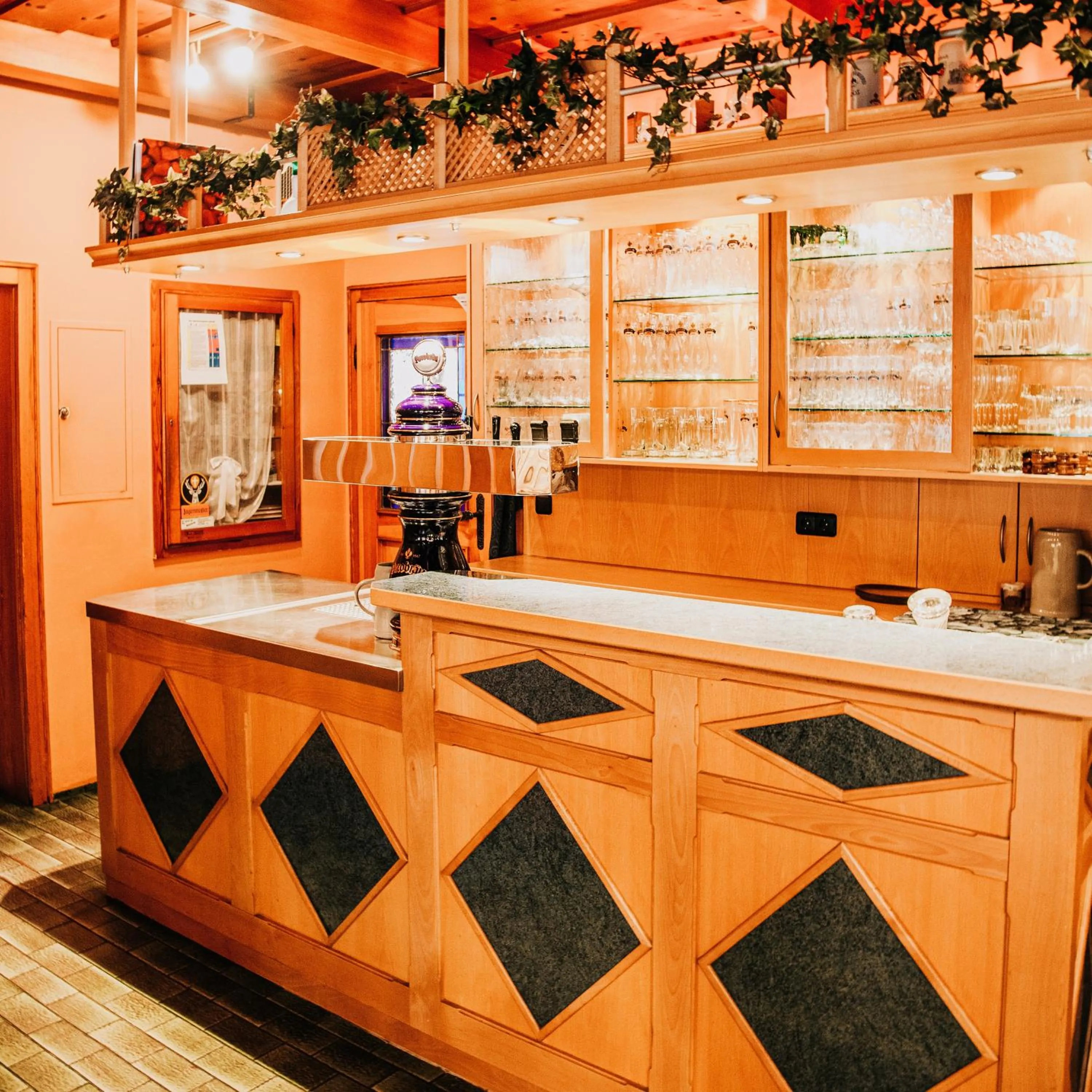 Restaurant/places to eat in Oberer Wirt