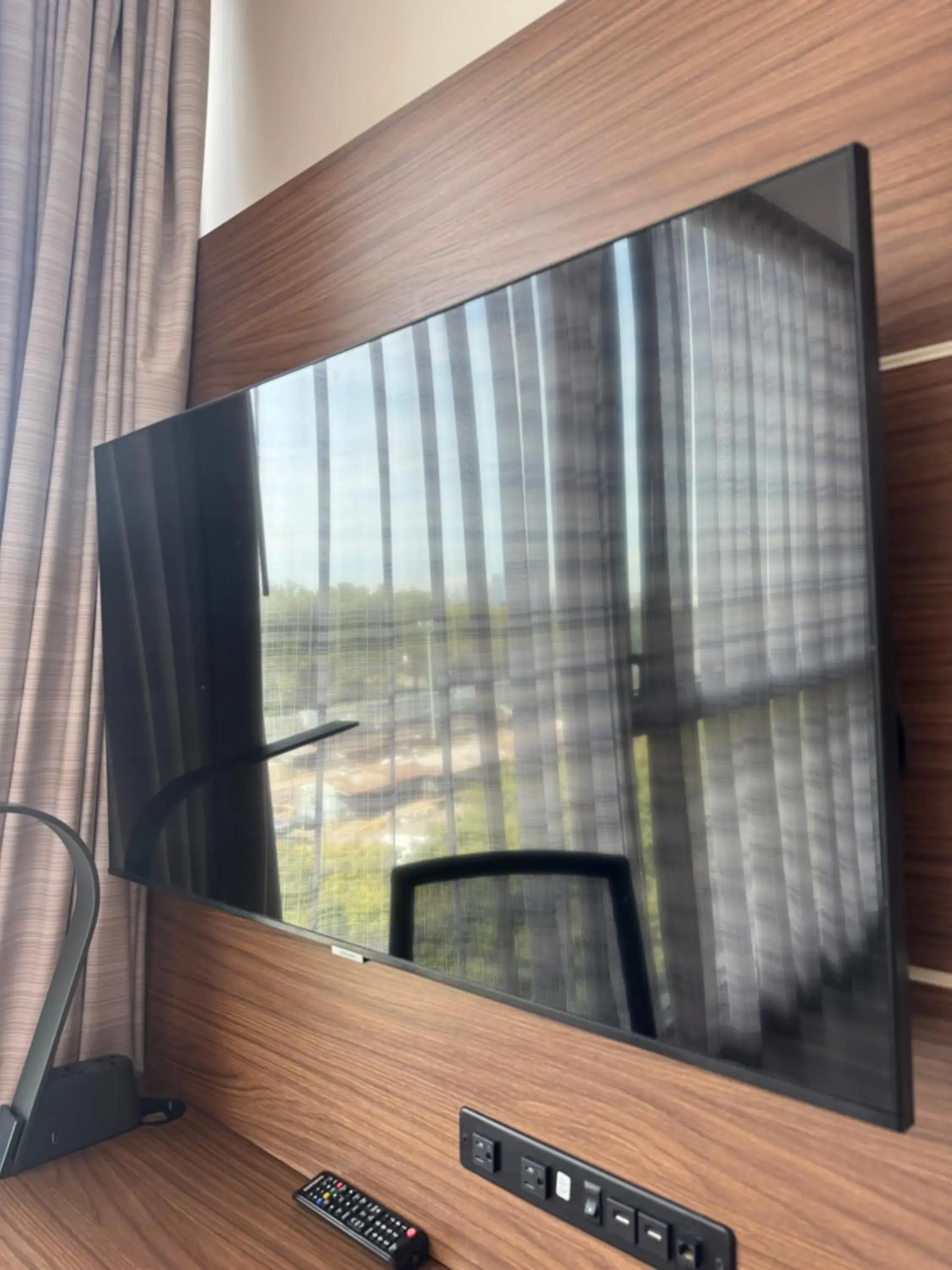 Standard Room in Holiday Inn Express - NYC Brooklyn - Sunset Park by IHG Standard Room in Holiday Inn Express - NYC Brooklyn - Sunset Park by IHG