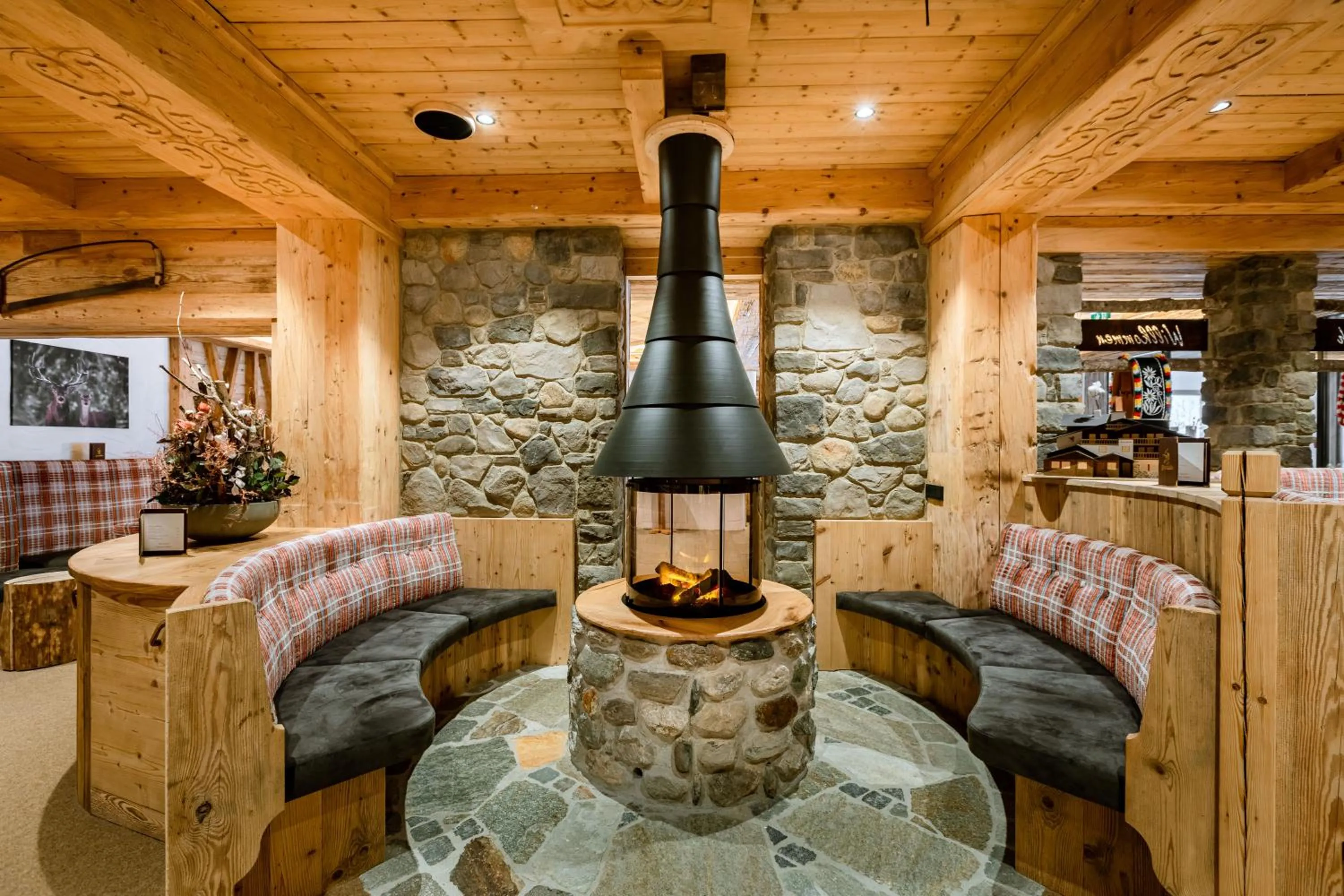 Lounge or bar in Hotel Restaurant Hexenalm