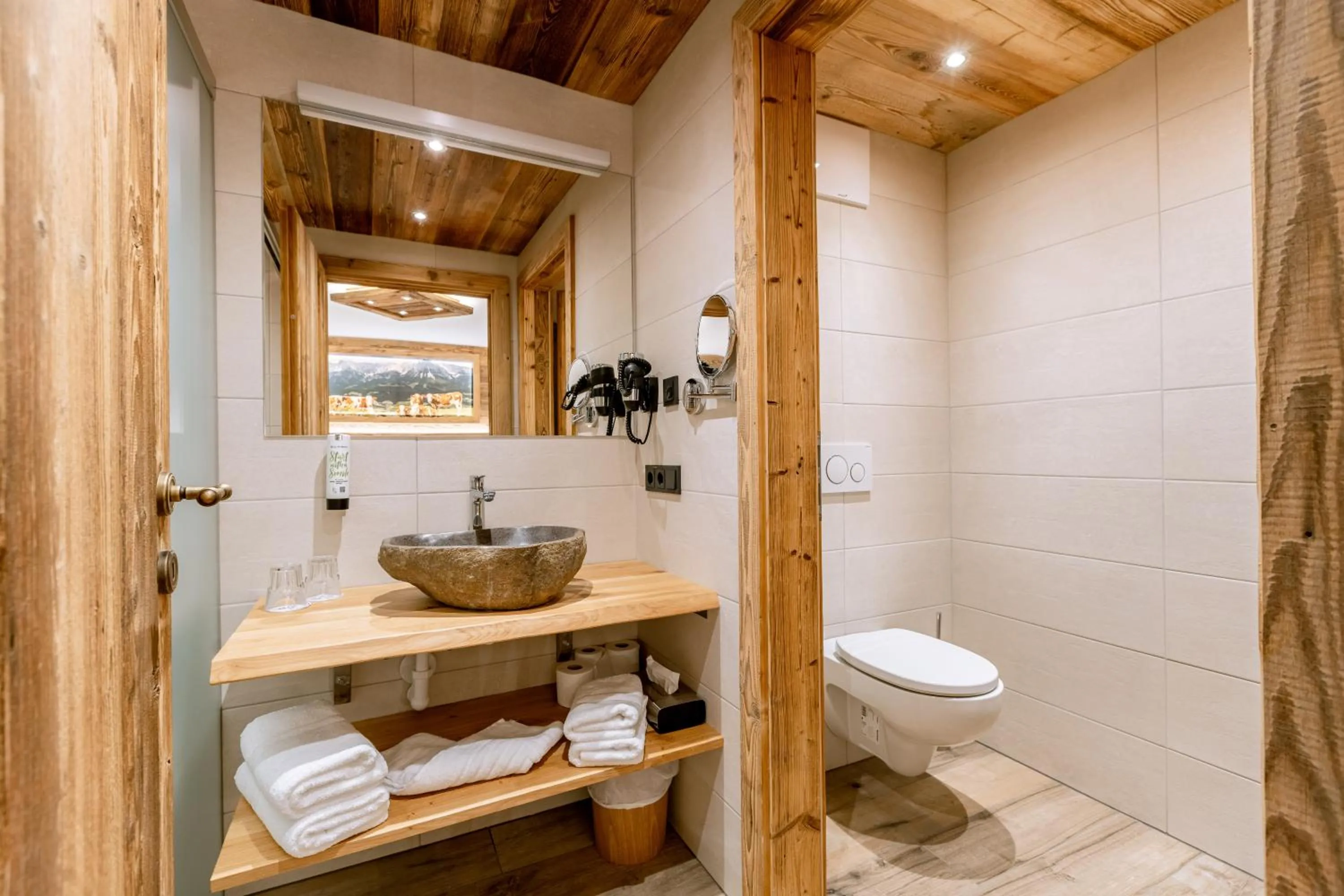 Shower in Hotel Restaurant Hexenalm