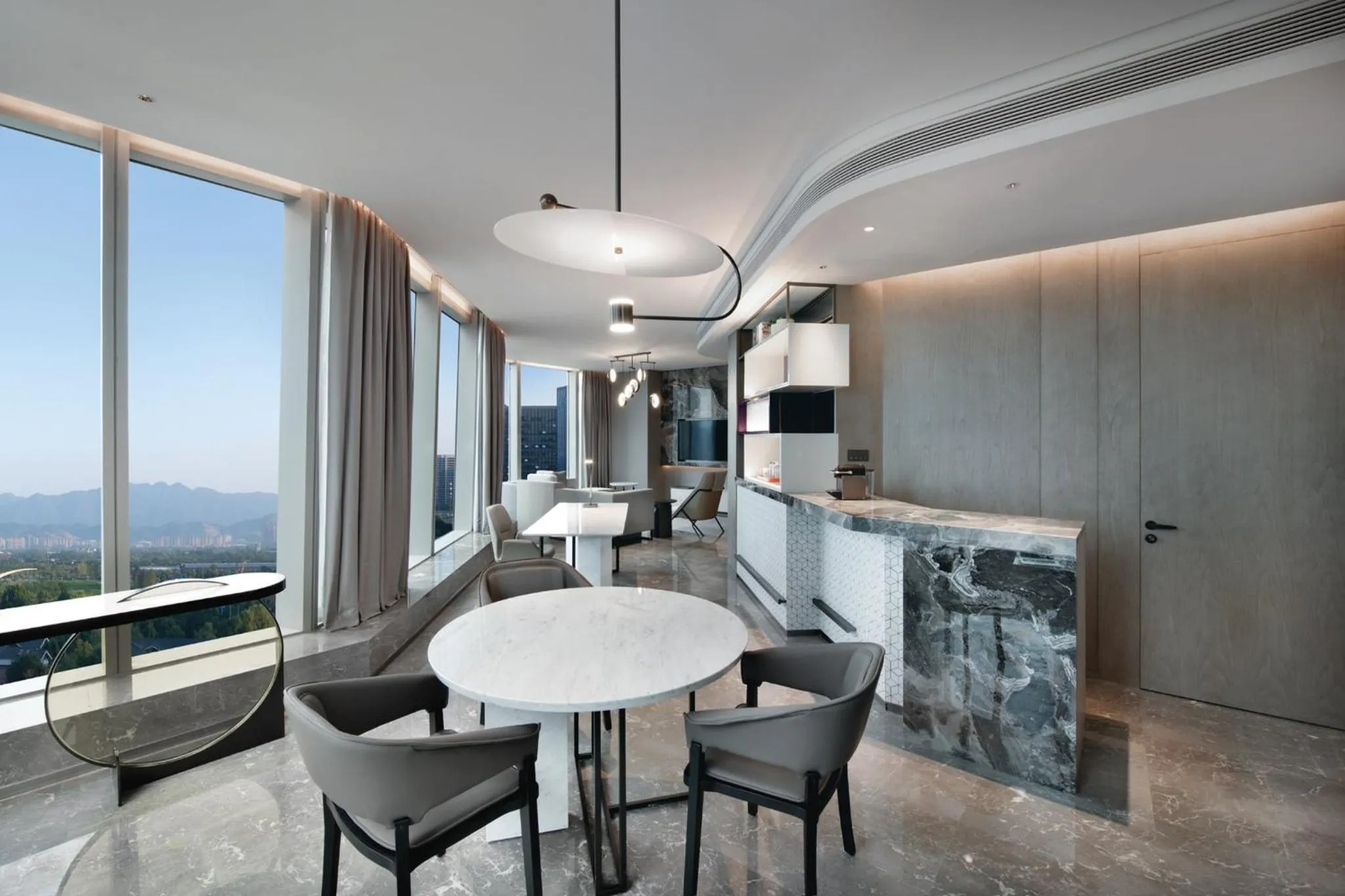 Photo of the whole room in Crowne Plaza Hangzhou Science City by IHG