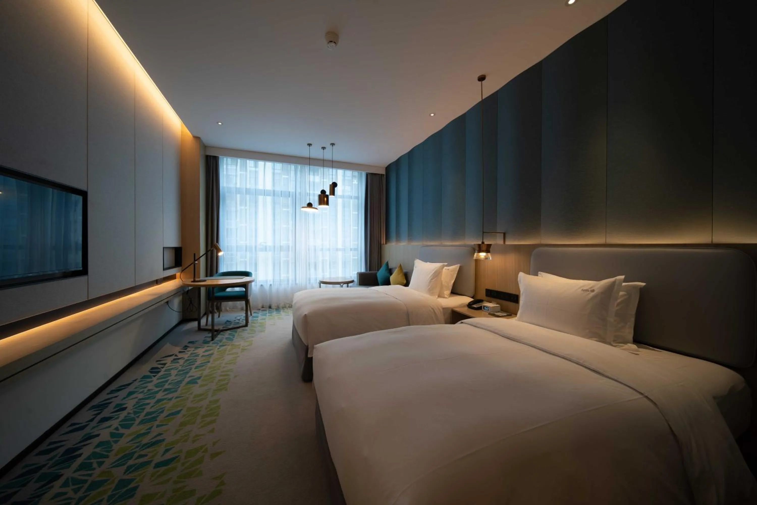 Property building, Bed in Holiday Inn Fuyang by IHG
