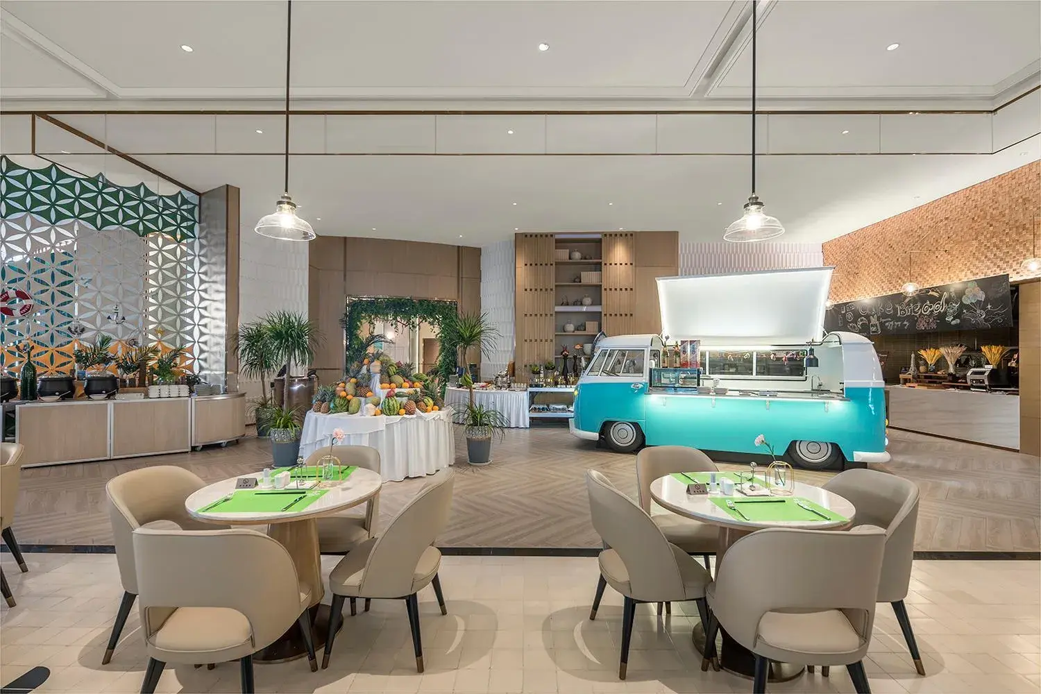 Restaurant/places to eat in Holiday Inn Fuyang by IHG Restaurant/places to eat in Holiday Inn Fuyang by IHG