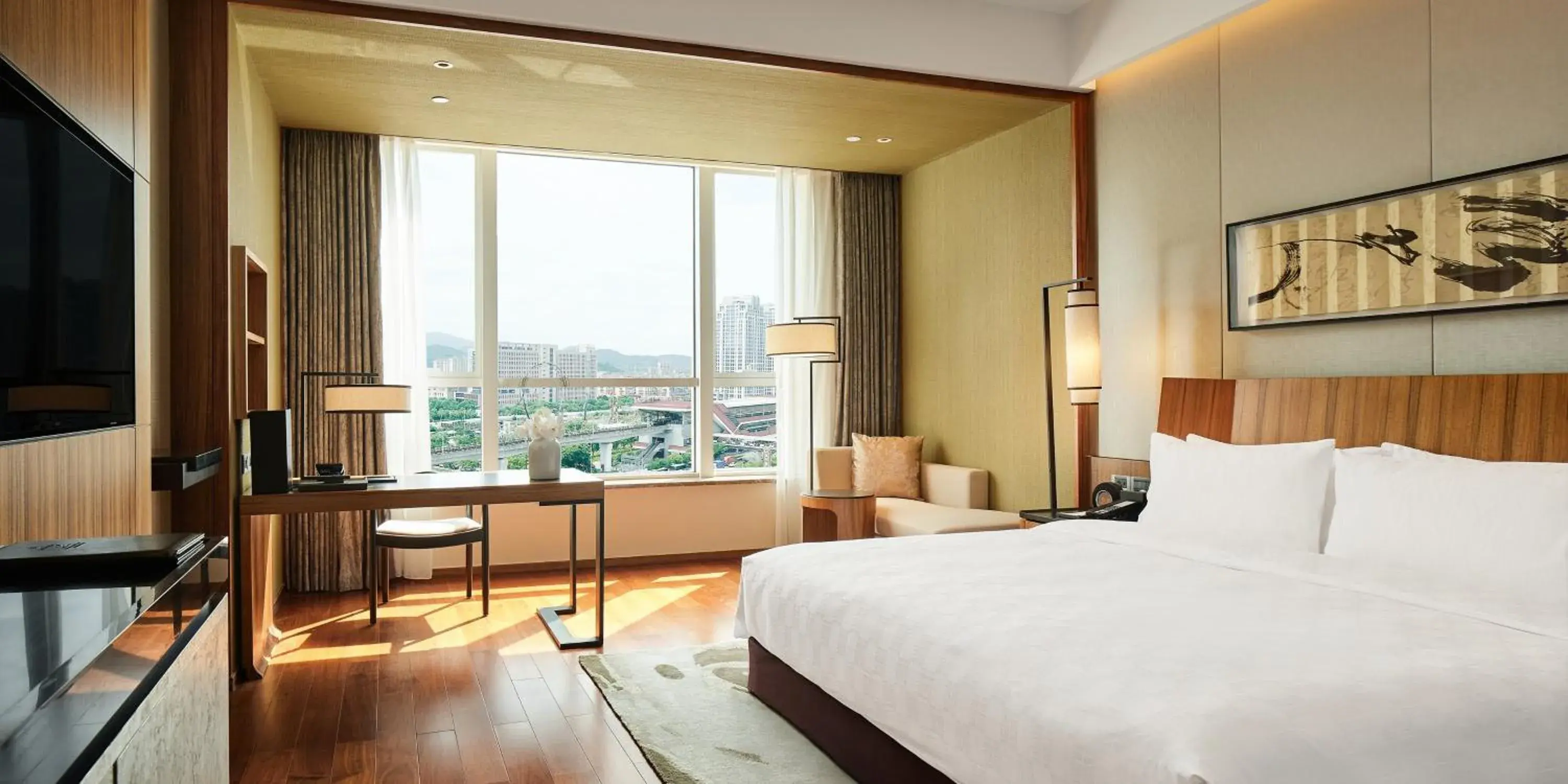 Photo of the whole room, Bed in HUALUXE Ningbo Harbor City Photo of the whole room, Bed in HUALUXE Ningbo Harbor City