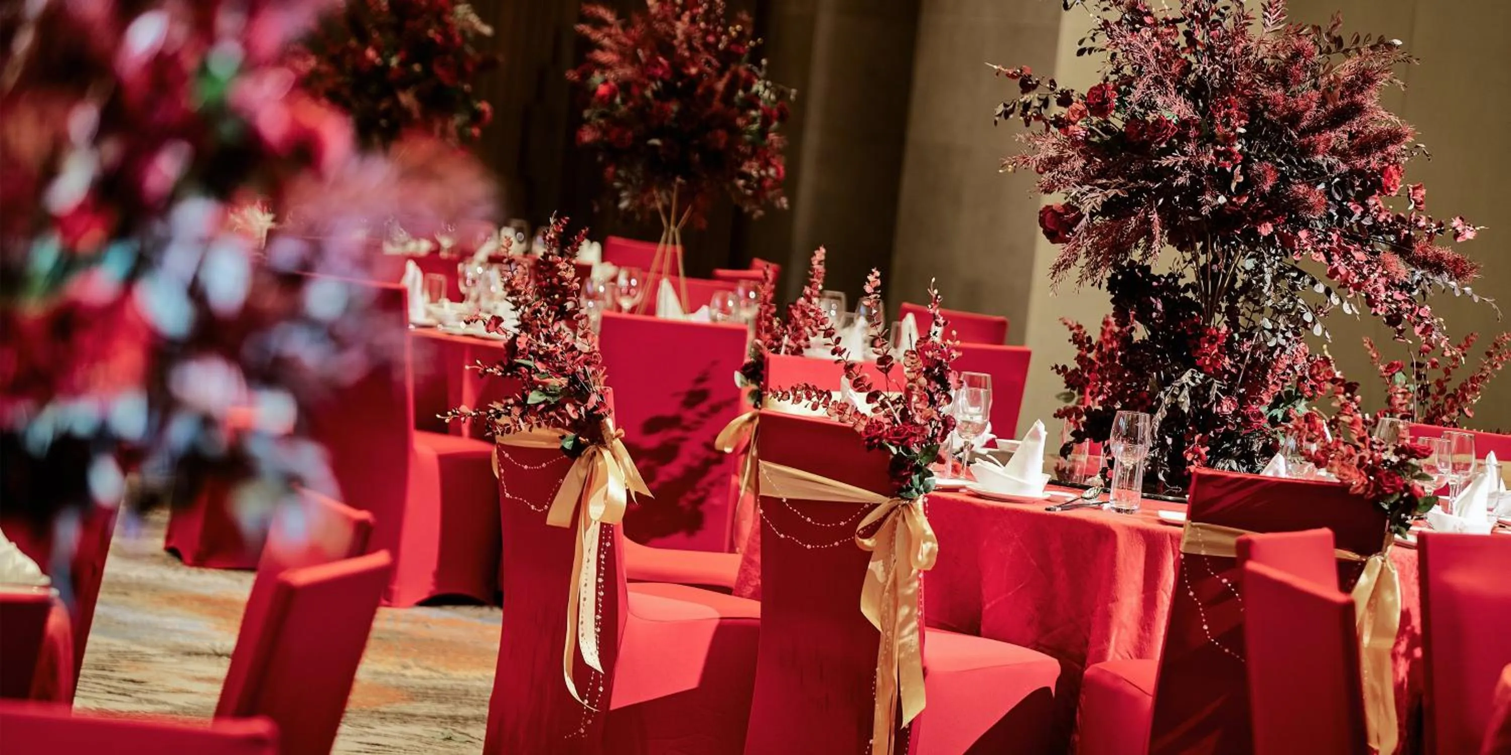 Meeting/conference room in HUALUXE Ningbo Harbor City