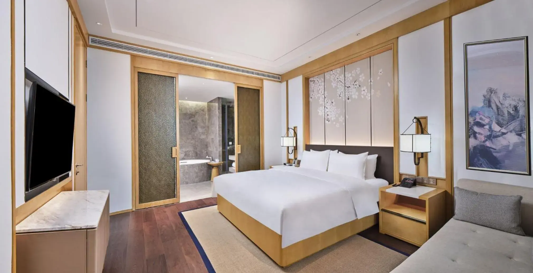 Bed in HUALUXE Suzhou Bay Hot Spring Resort Bed in HUALUXE Suzhou Bay Hot Spring Resort