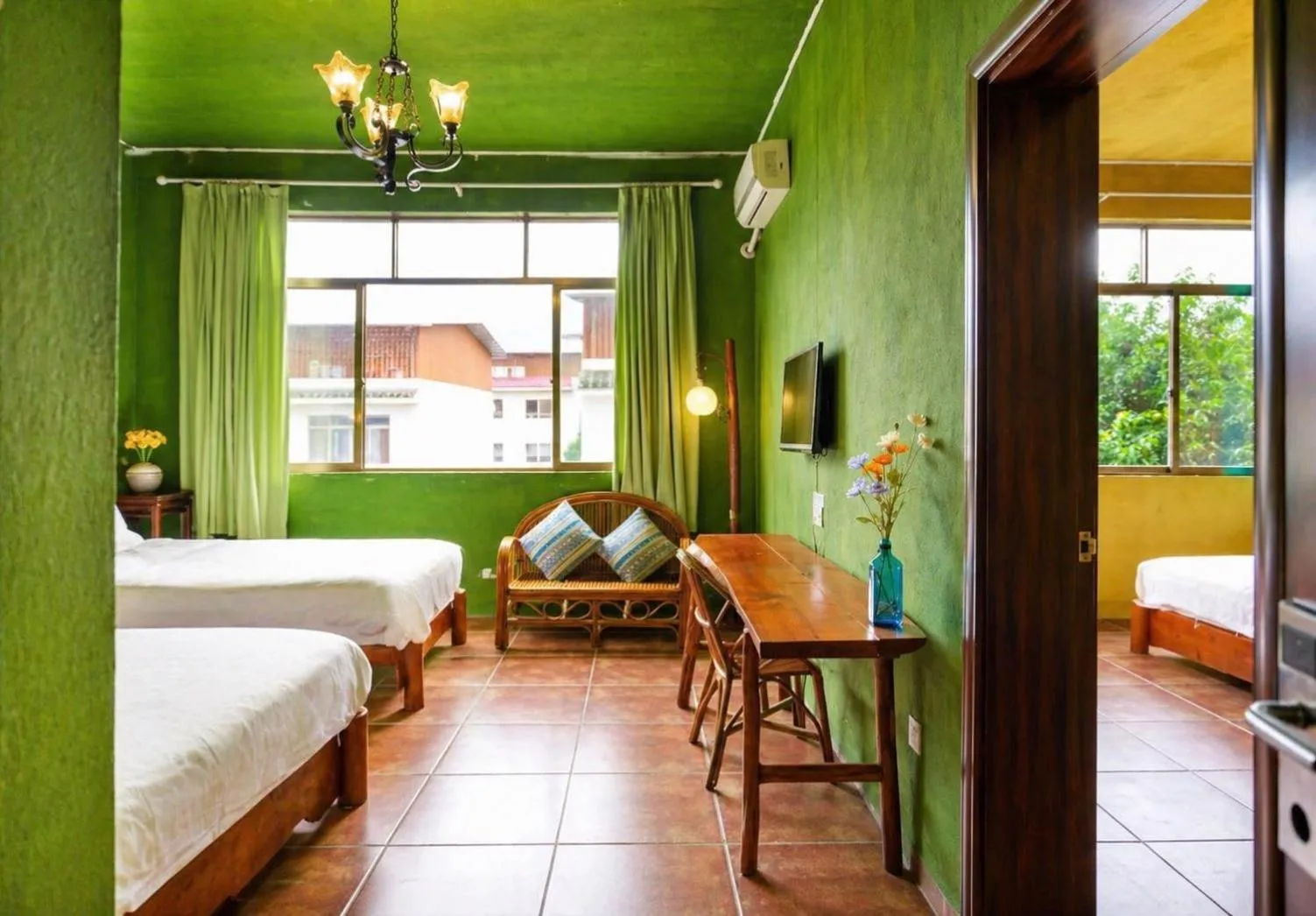 Bedroom, Bed in YangShuo Eden Inn