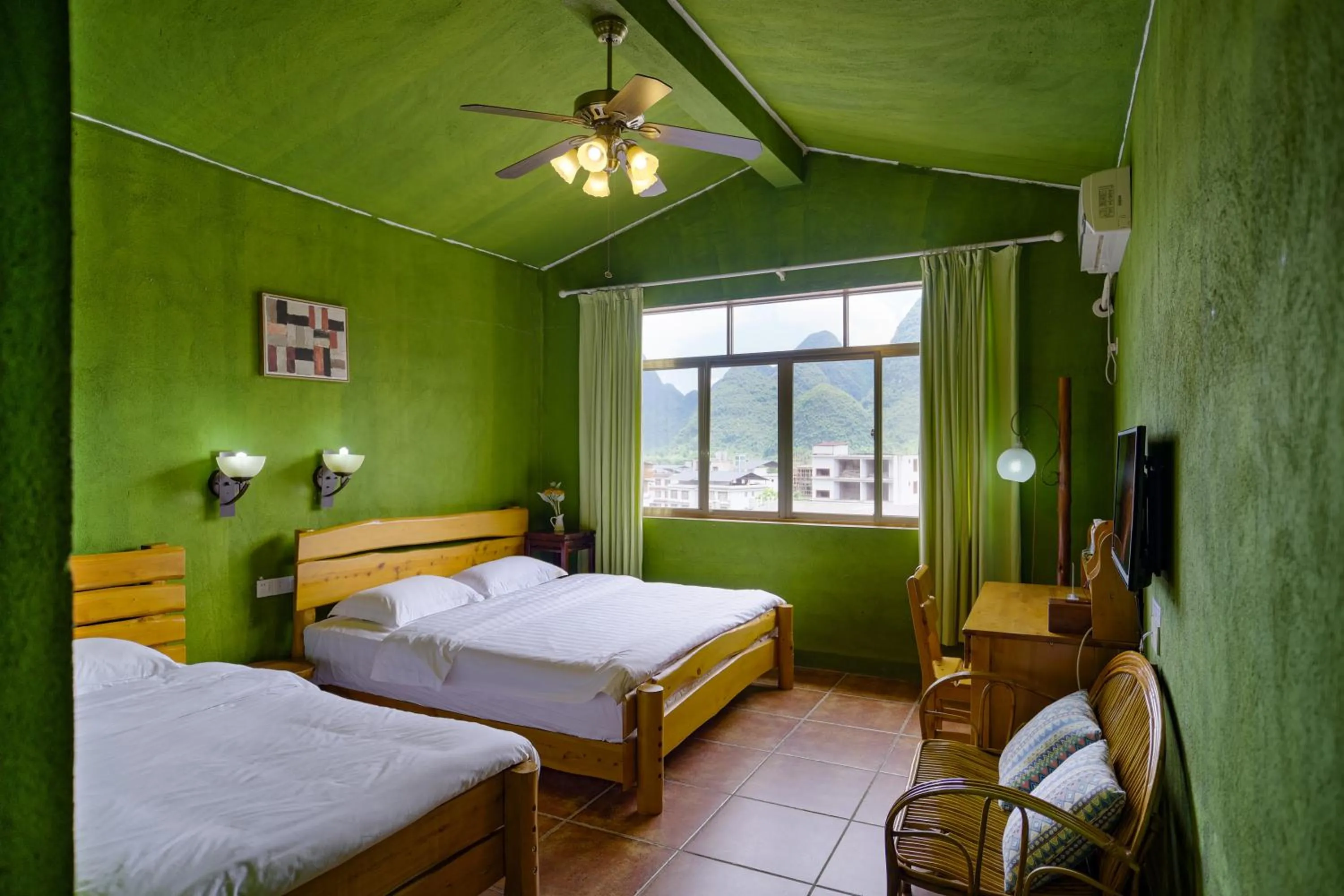 Decorative detail, Bed in YangShuo Eden Inn