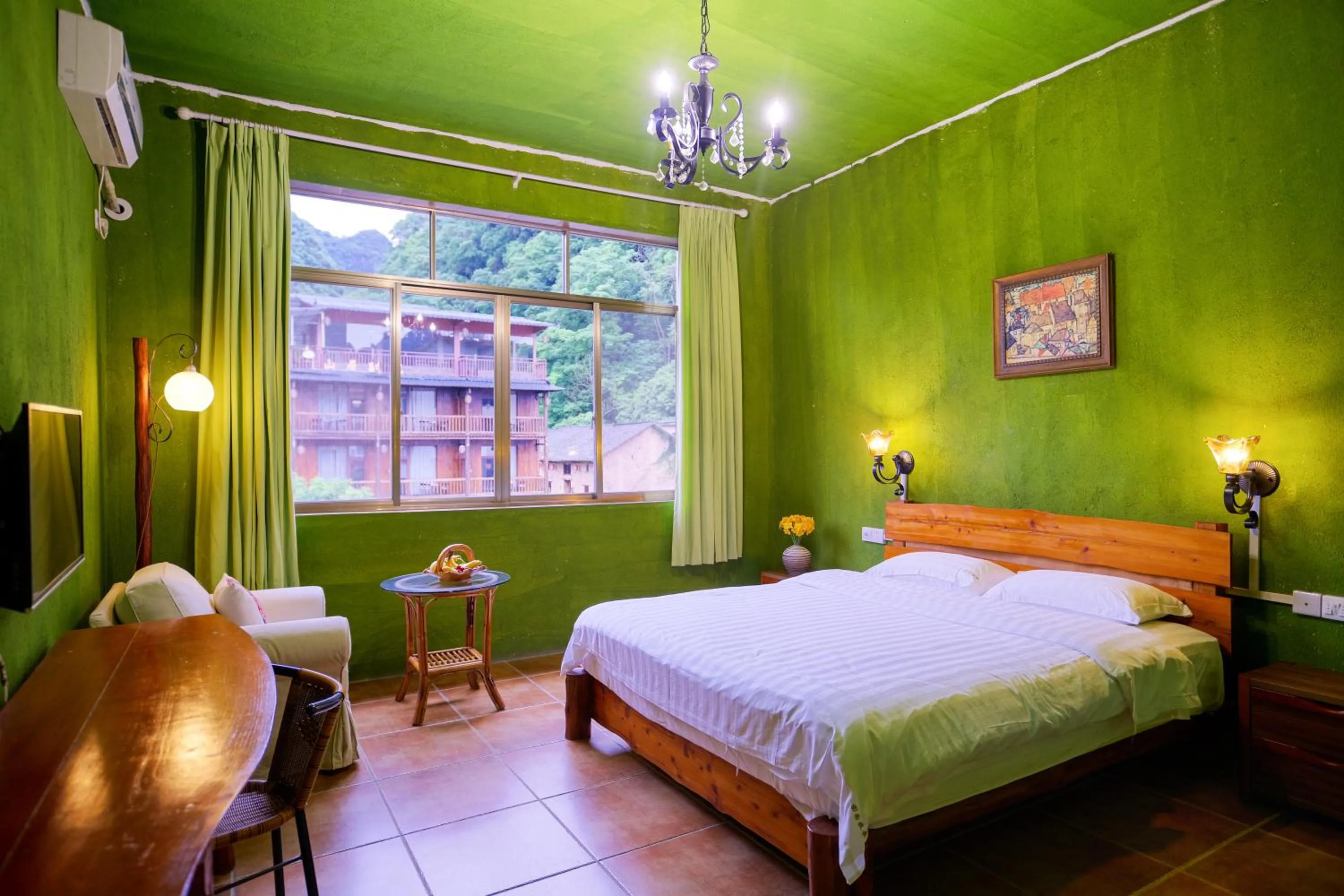 On site, Bed in YangShuo Eden Inn