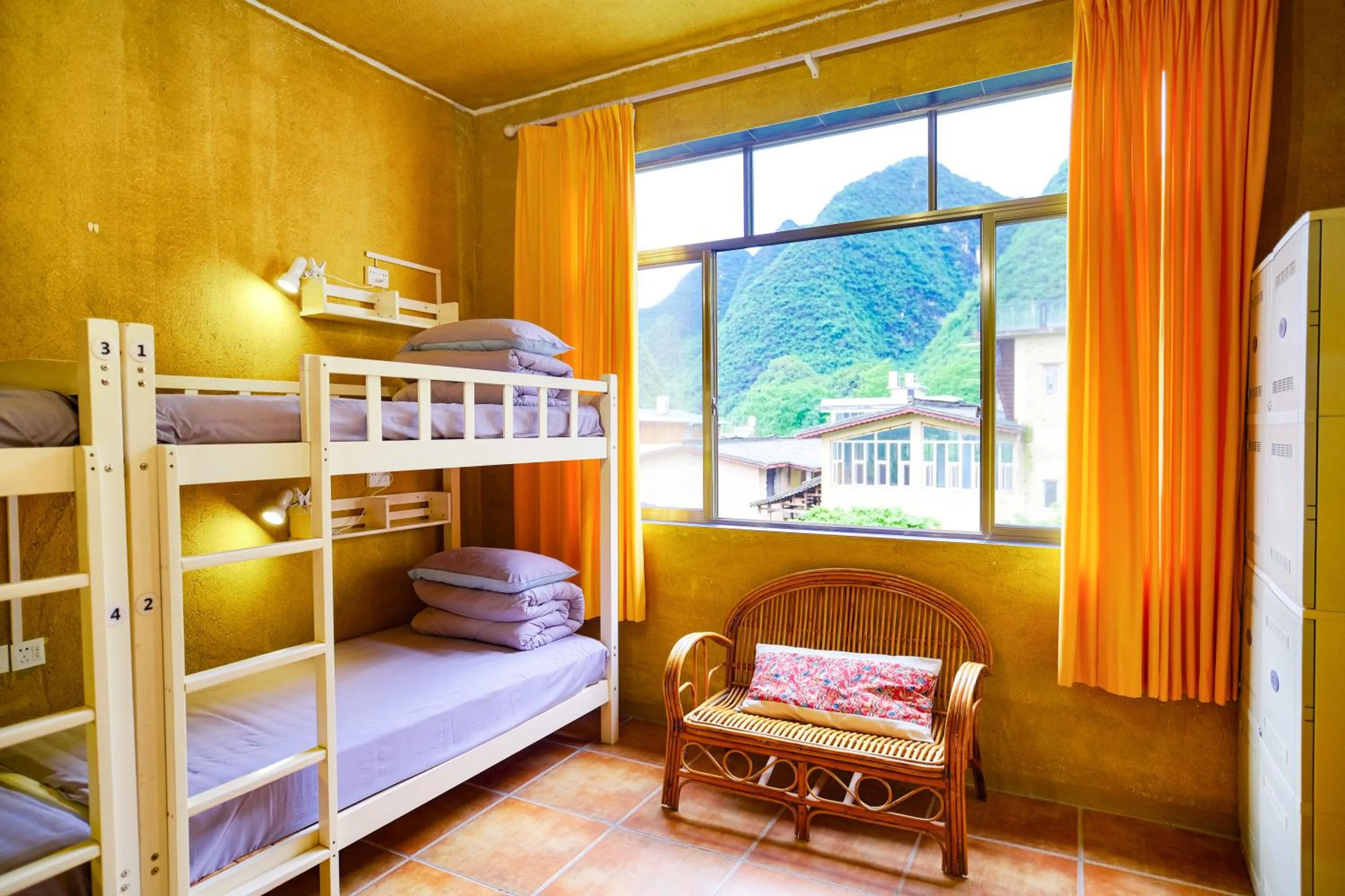 On site, Bed in YangShuo Eden Inn