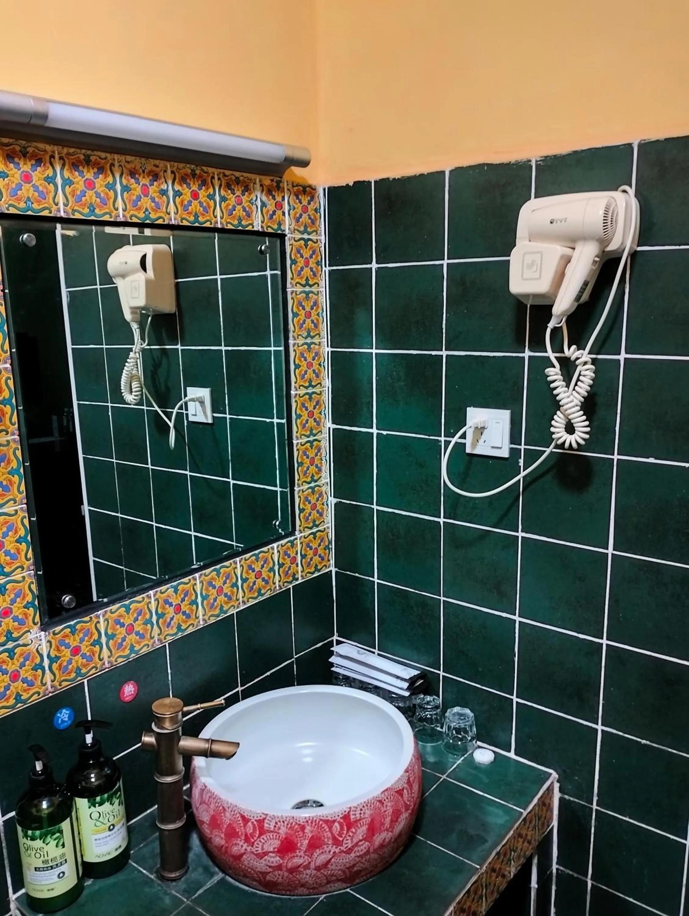 Decorative detail in YangShuo Eden Inn