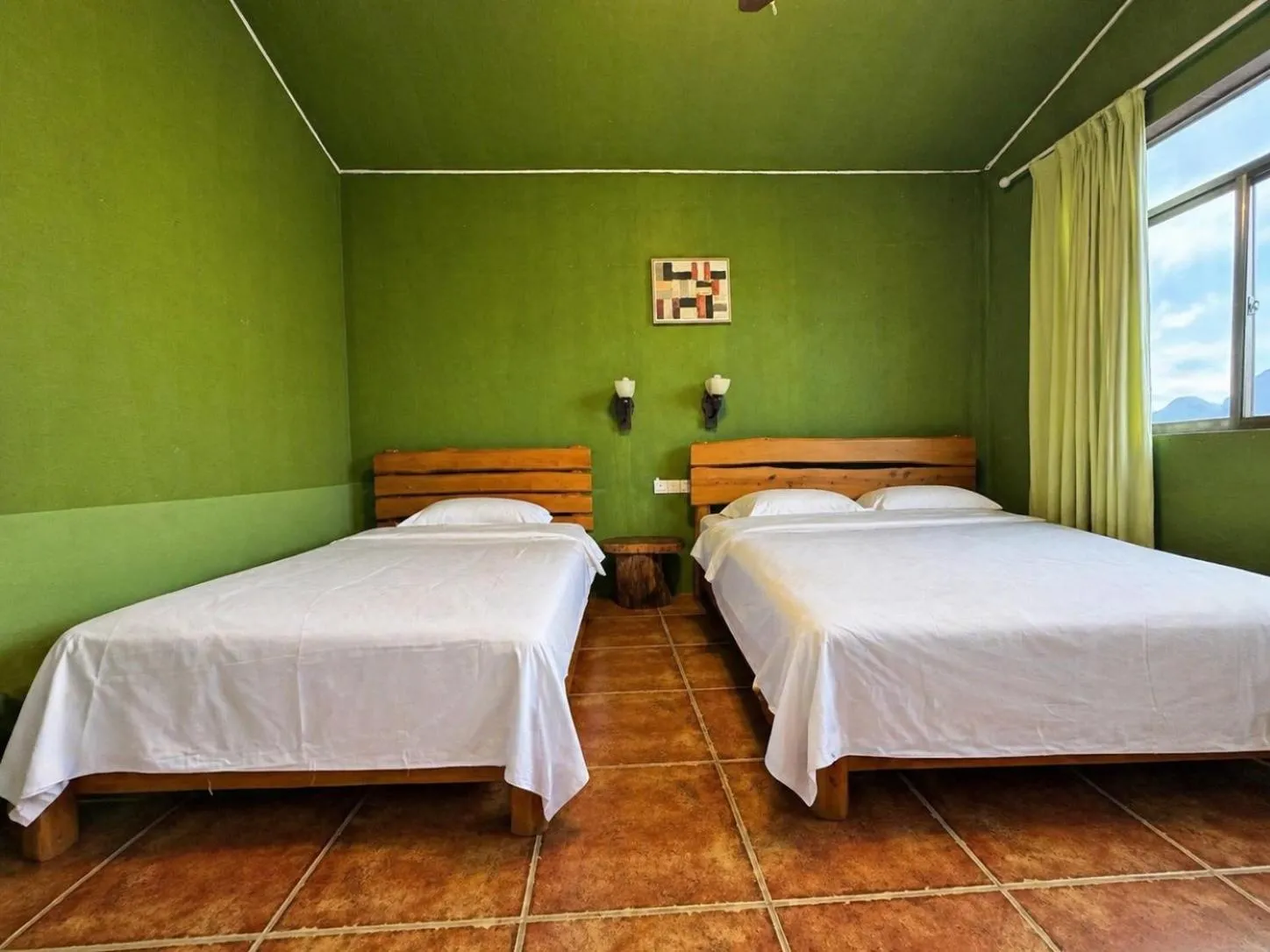 Bedroom, Bed in YangShuo Eden Inn