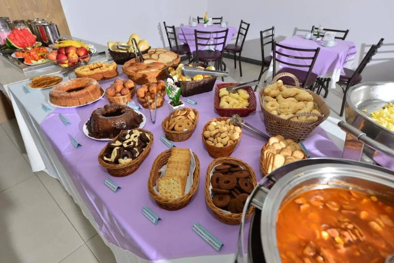 Breakfast in Vinds Economic Hotel