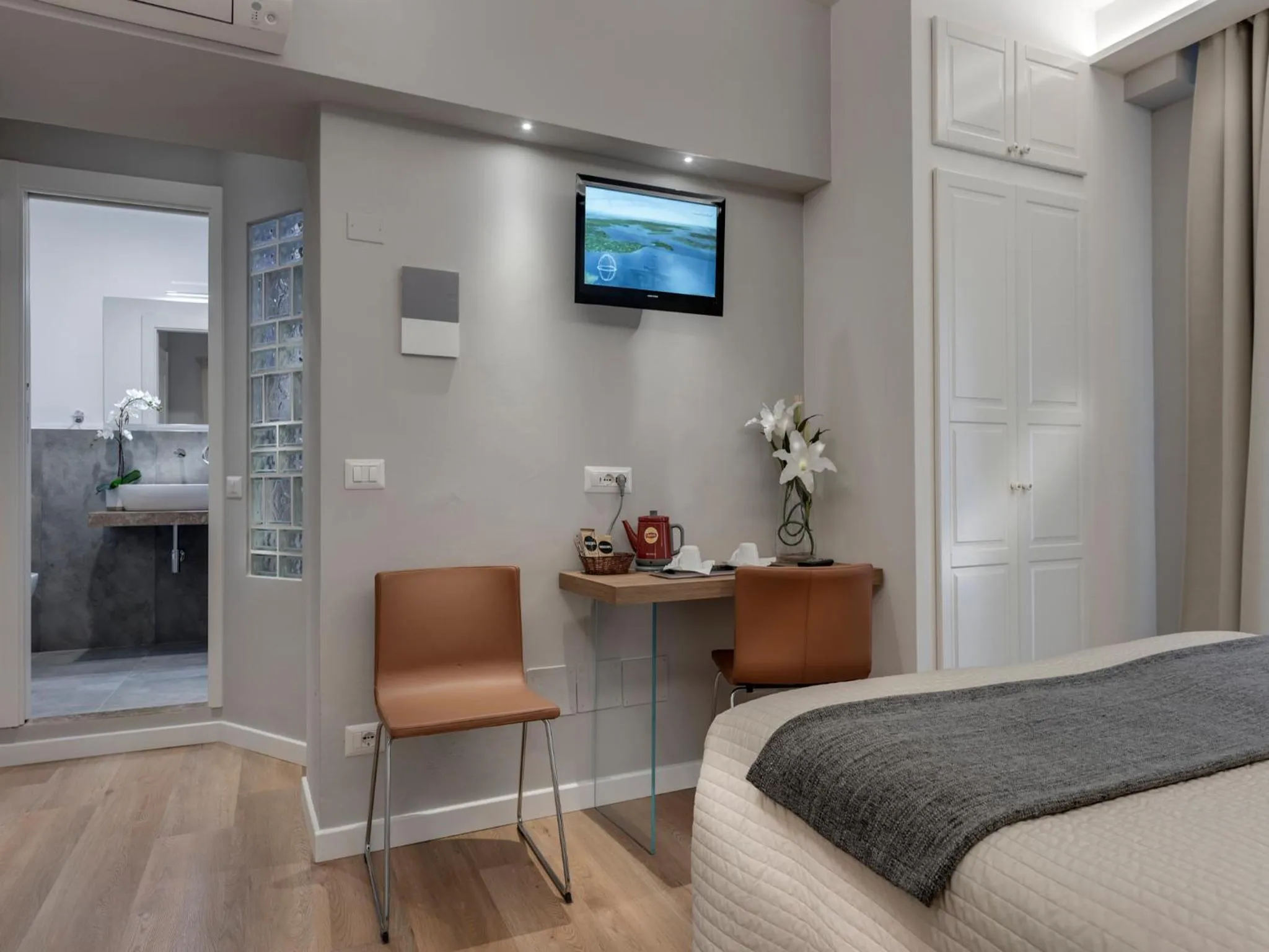 Shower, Bed in Soggiorno Alessandra