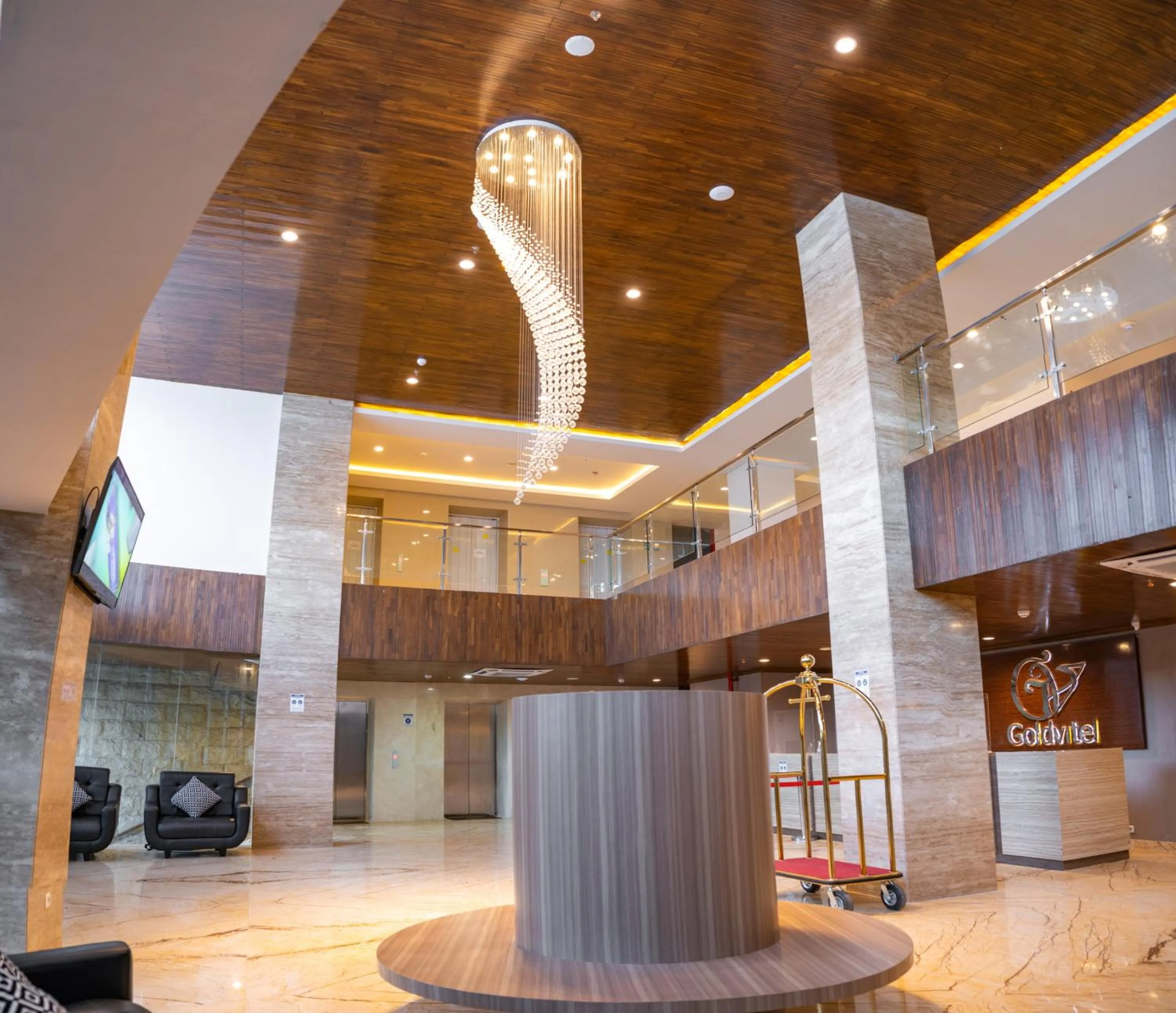 Lobby or reception in Goldvitel Hotel Surabaya