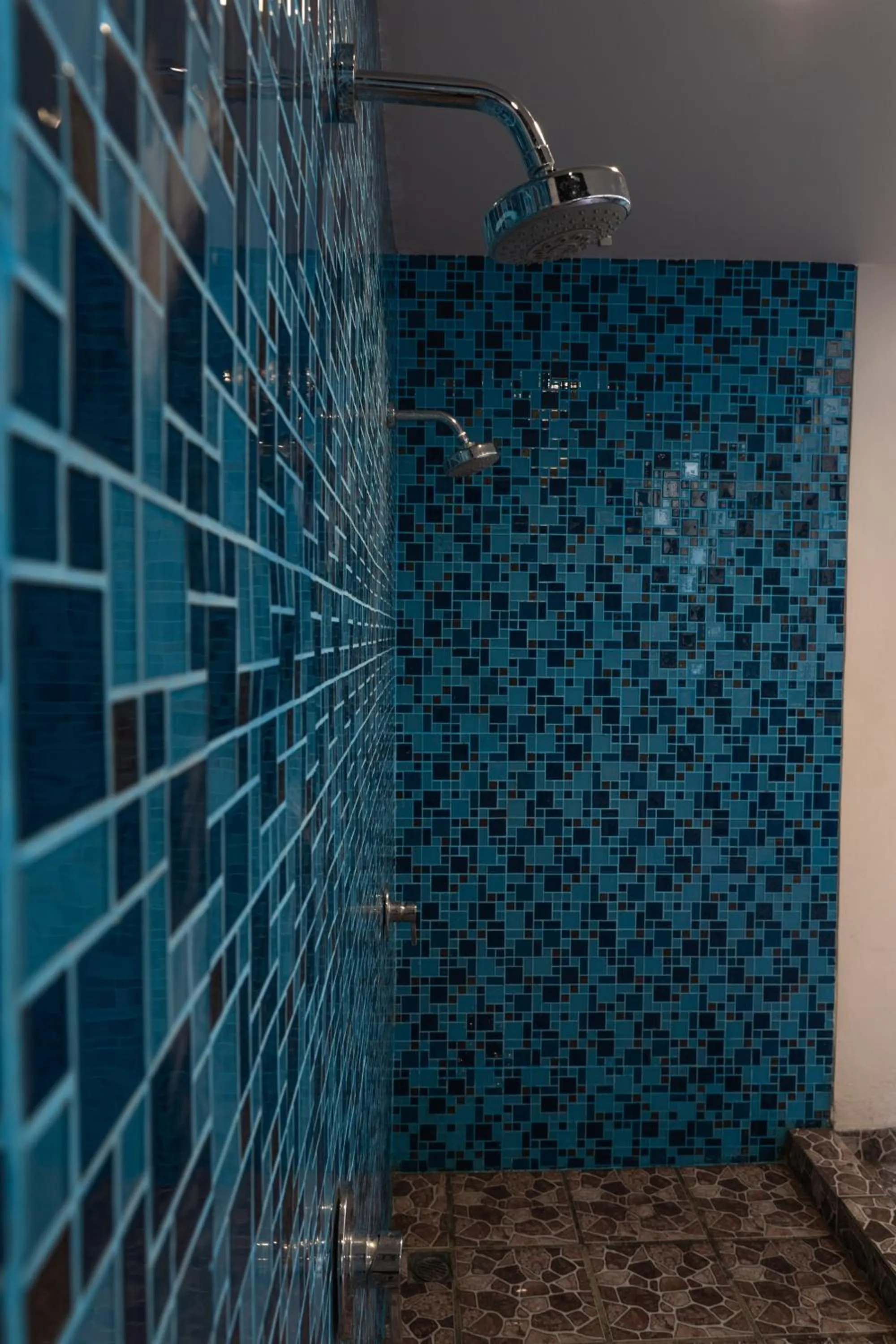 Swimming pool in Goldvitel Hotel Surabaya