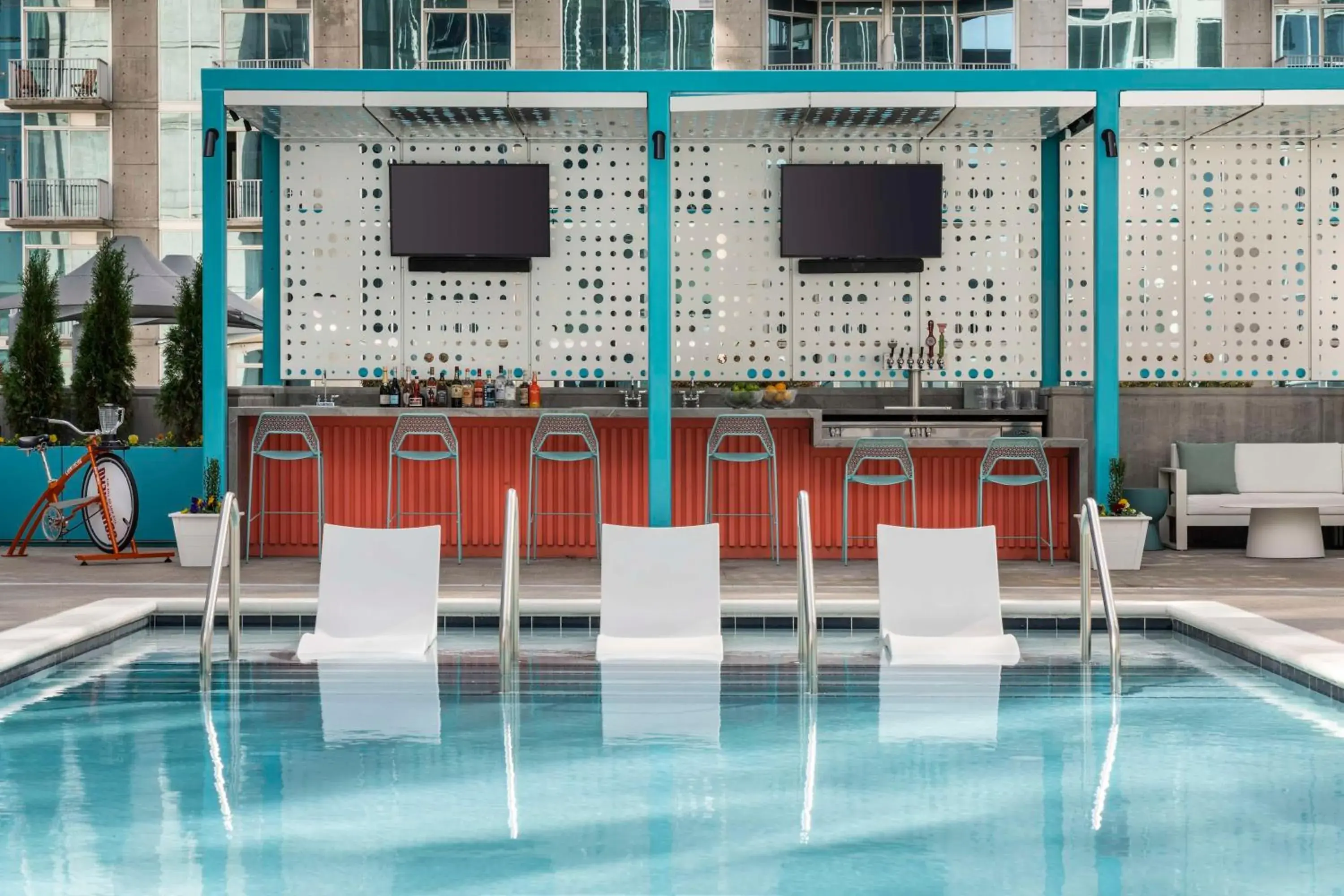 Restaurant/places to eat in Hyatt Centric Downtown Nashville Restaurant/places to eat in Hyatt Centric Downtown Nashville