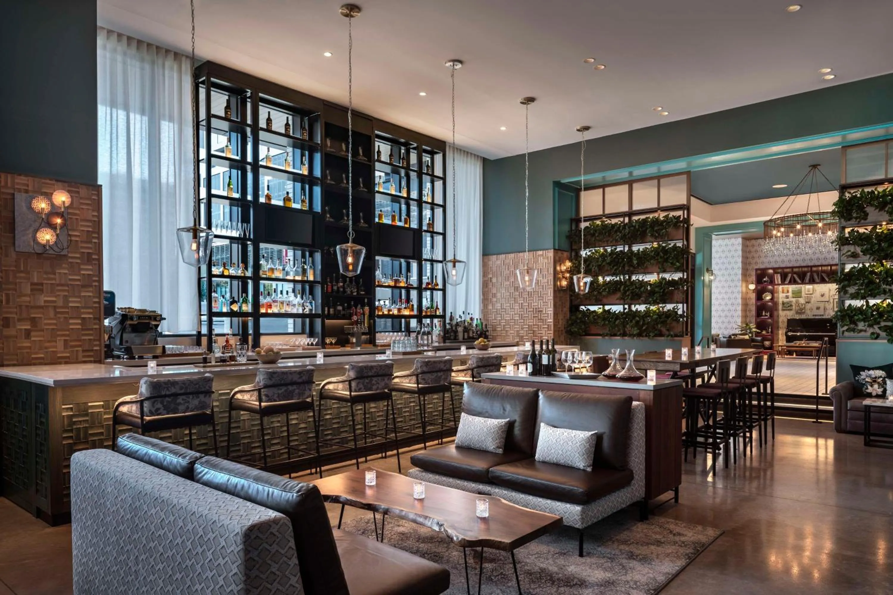 Restaurant/places to eat in Hyatt Centric Downtown Nashville