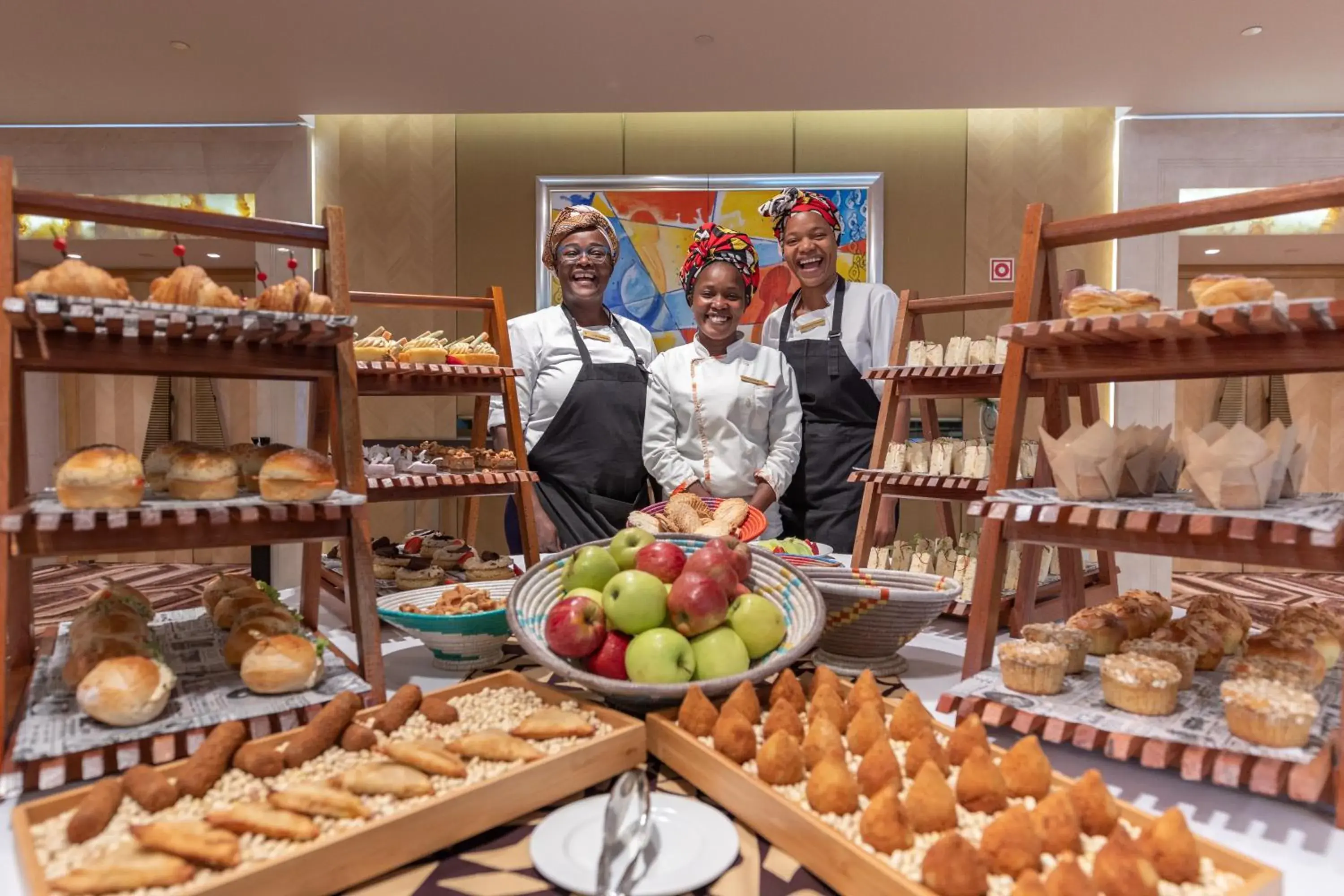 Restaurant/places to eat in InterContinental Luanda Miramar by IHG Restaurant/places to eat in InterContinental Luanda Miramar by IHG