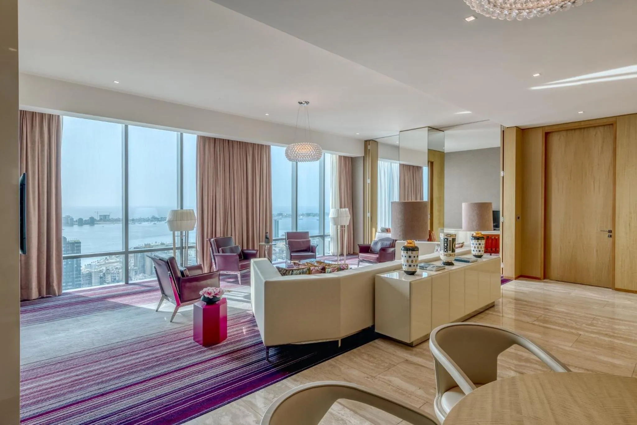 Photo of the whole room in InterContinental Luanda Miramar by IHG