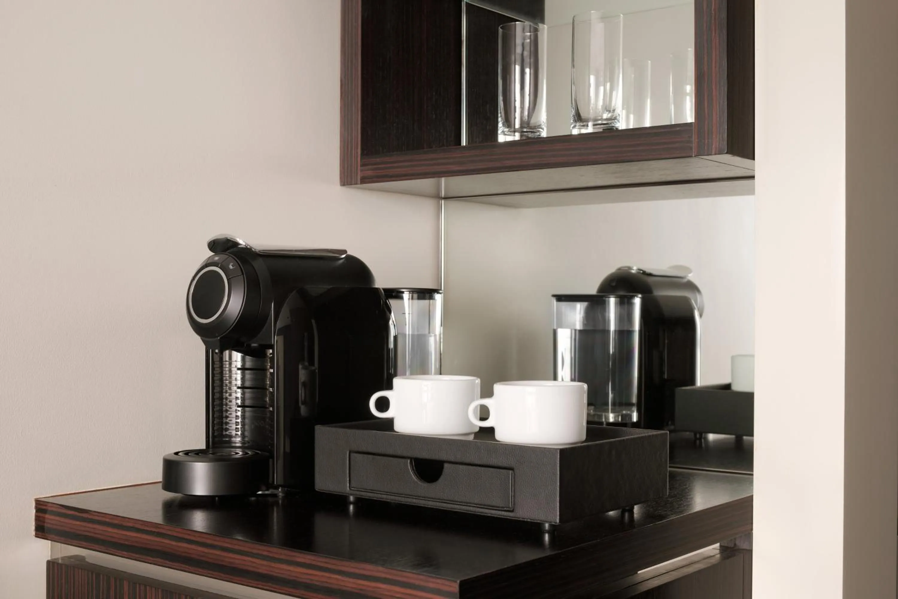 Photo of the whole room in InterContinental Luanda Miramar by IHG