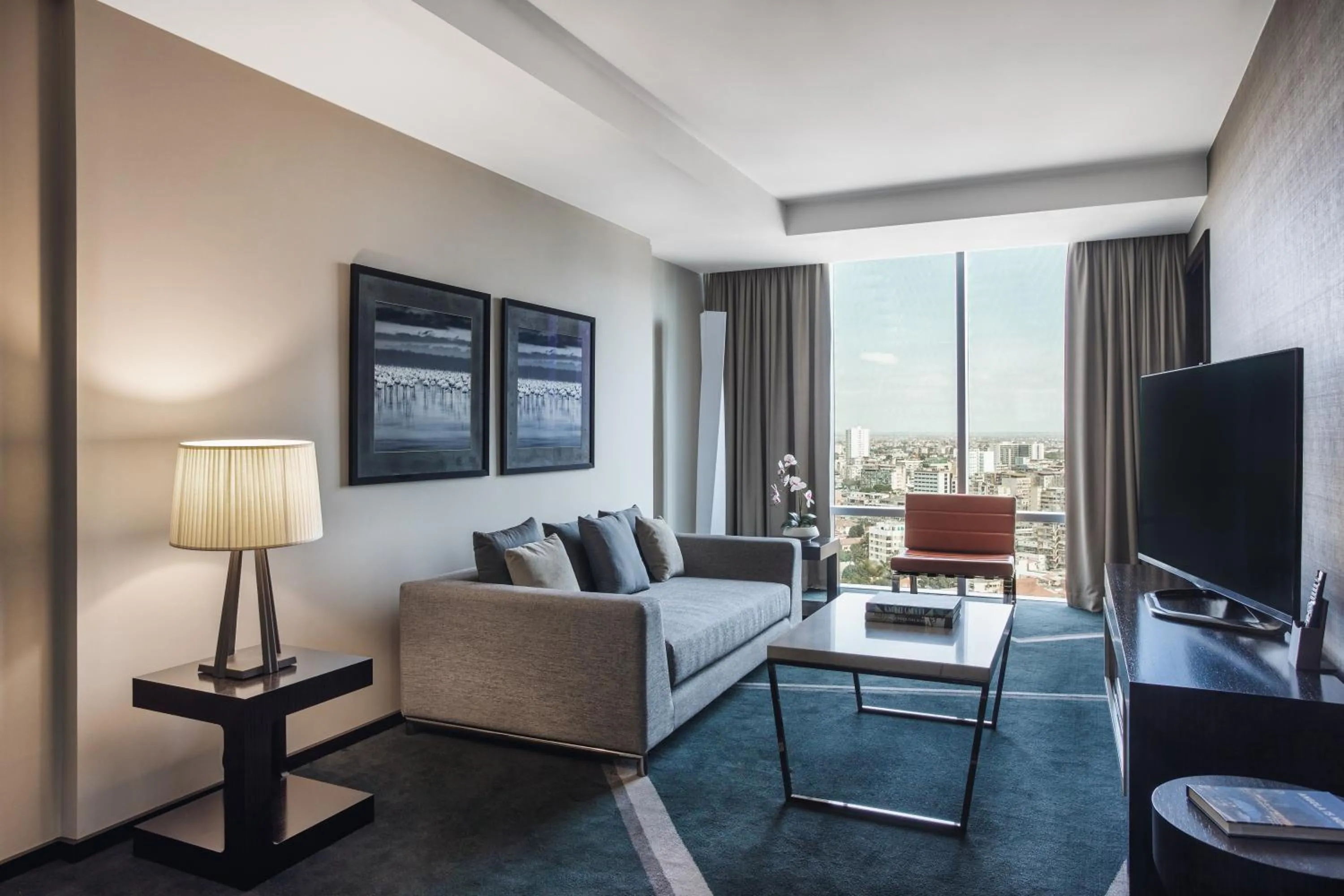 Photo of the whole room in InterContinental Luanda Miramar by IHG