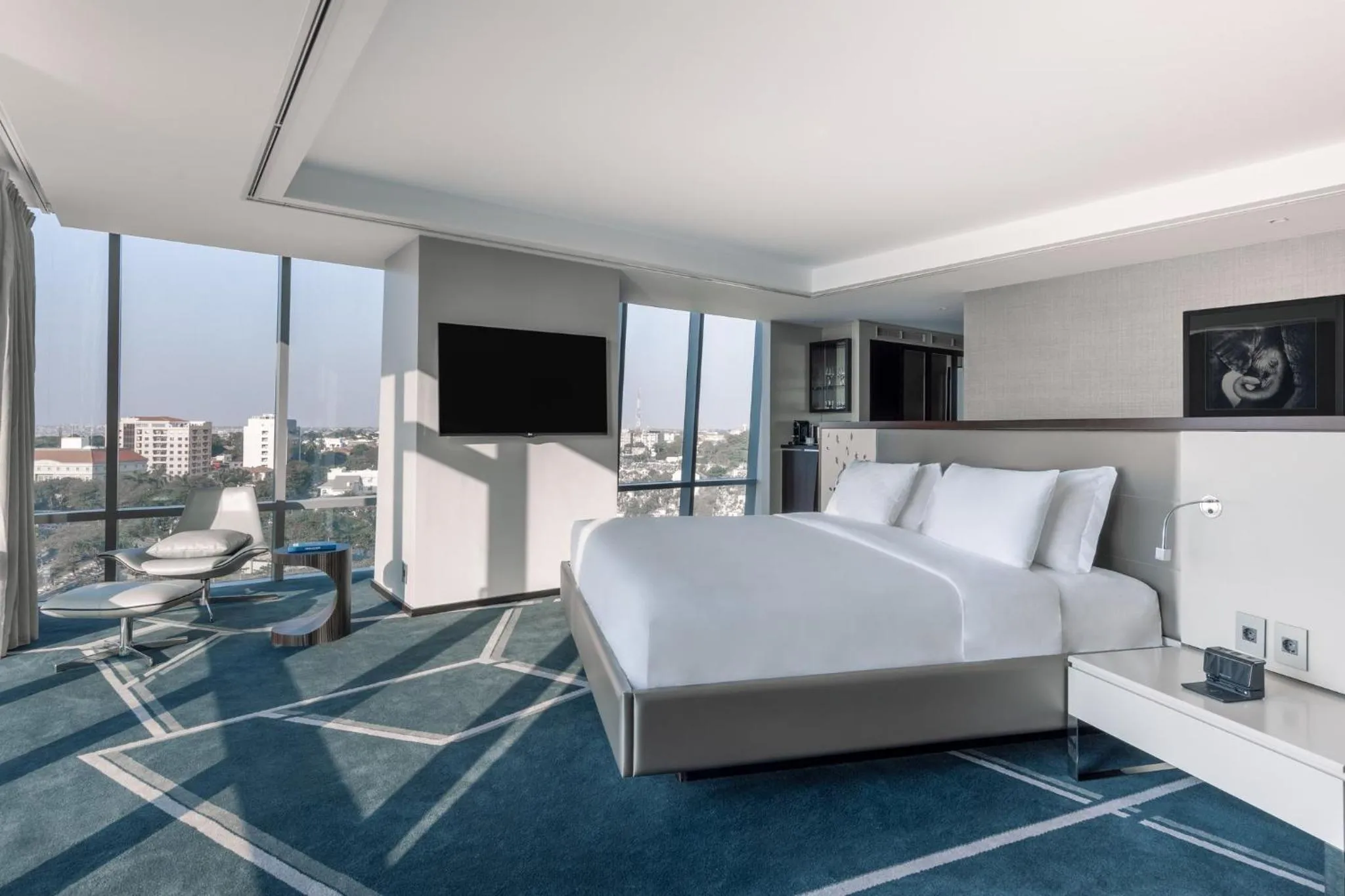 Photo of the whole room, Bed in InterContinental Luanda Miramar by IHG