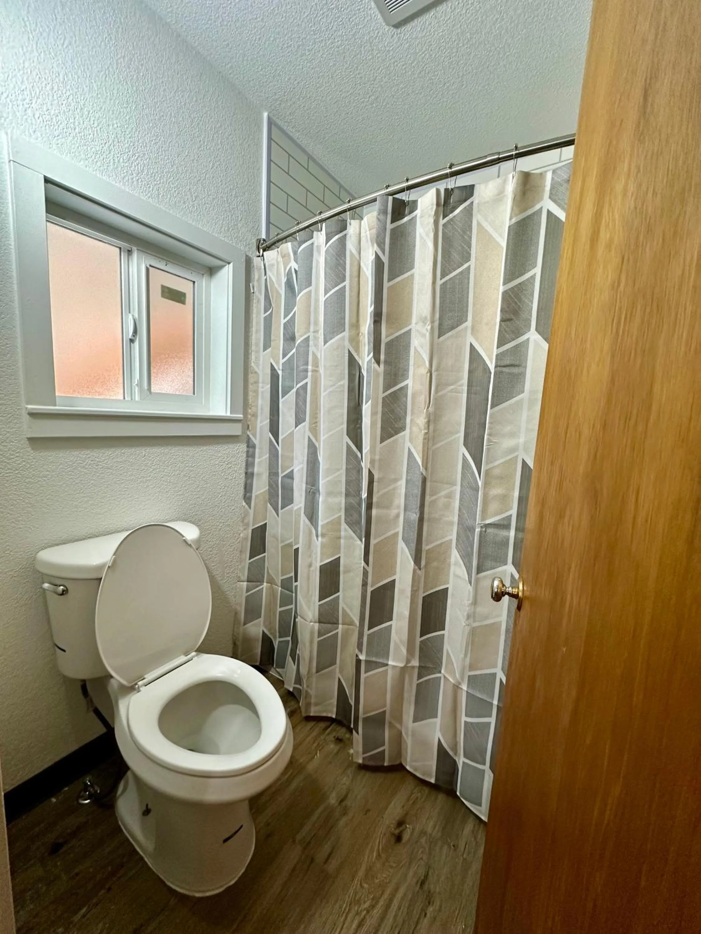 Bathroom in Wapiti Lodge