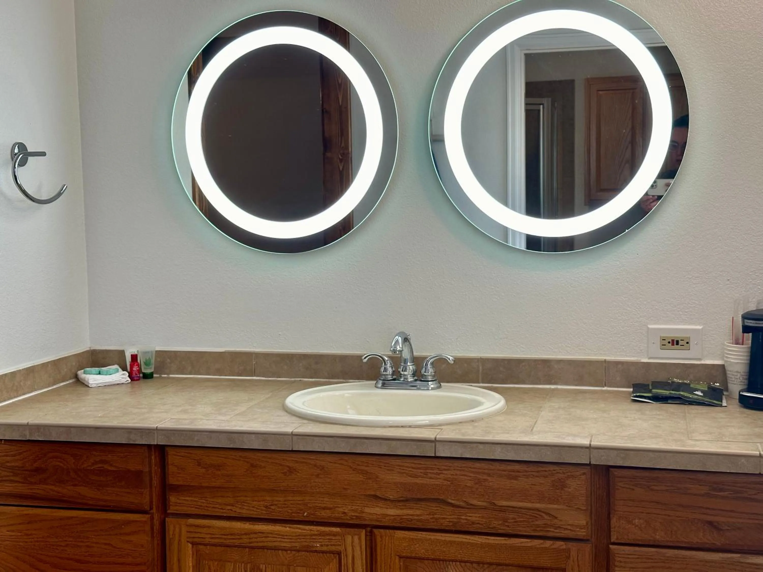 Bathroom in Wapiti Lodge