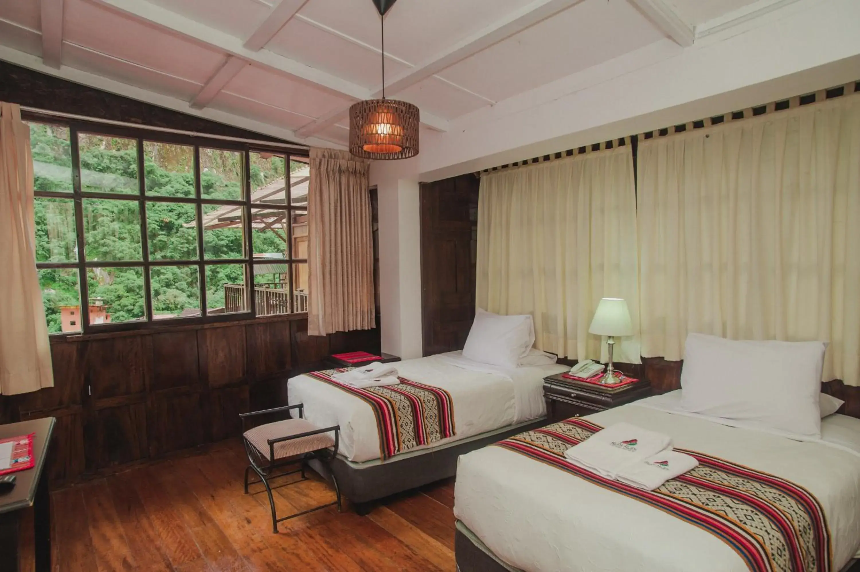 Standard Twin Room with Mountain View in Rupa Rupa High Jungle Eco B&B Standard Twin Room with Mountain View in Rupa Rupa High Jungle Eco B&B