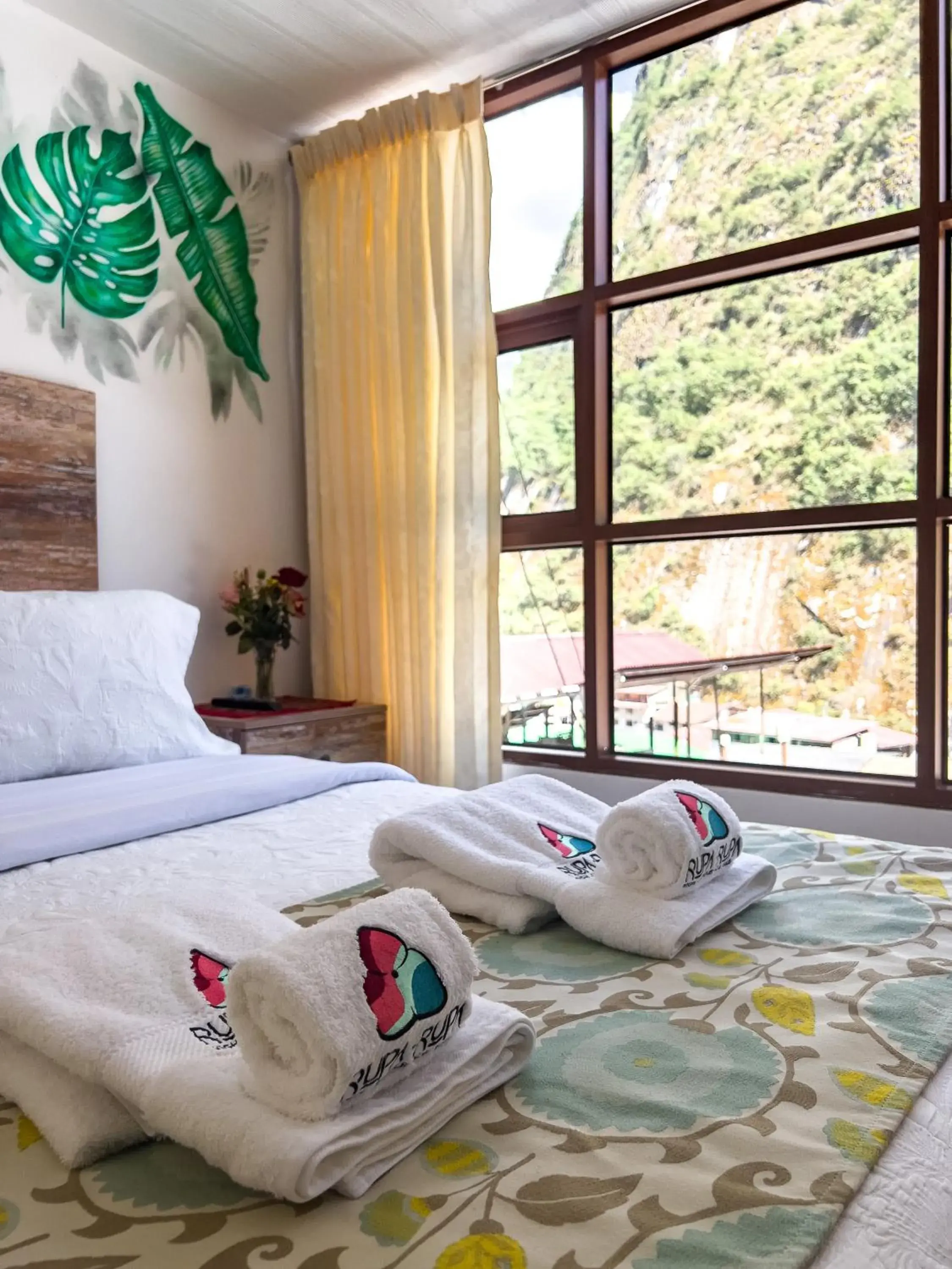 Double Room with Mountain View - single occupancy in Rupa Rupa High Jungle Eco B&B Double Room with Mountain View - single occupancy in Rupa Rupa High Jungle Eco B&B