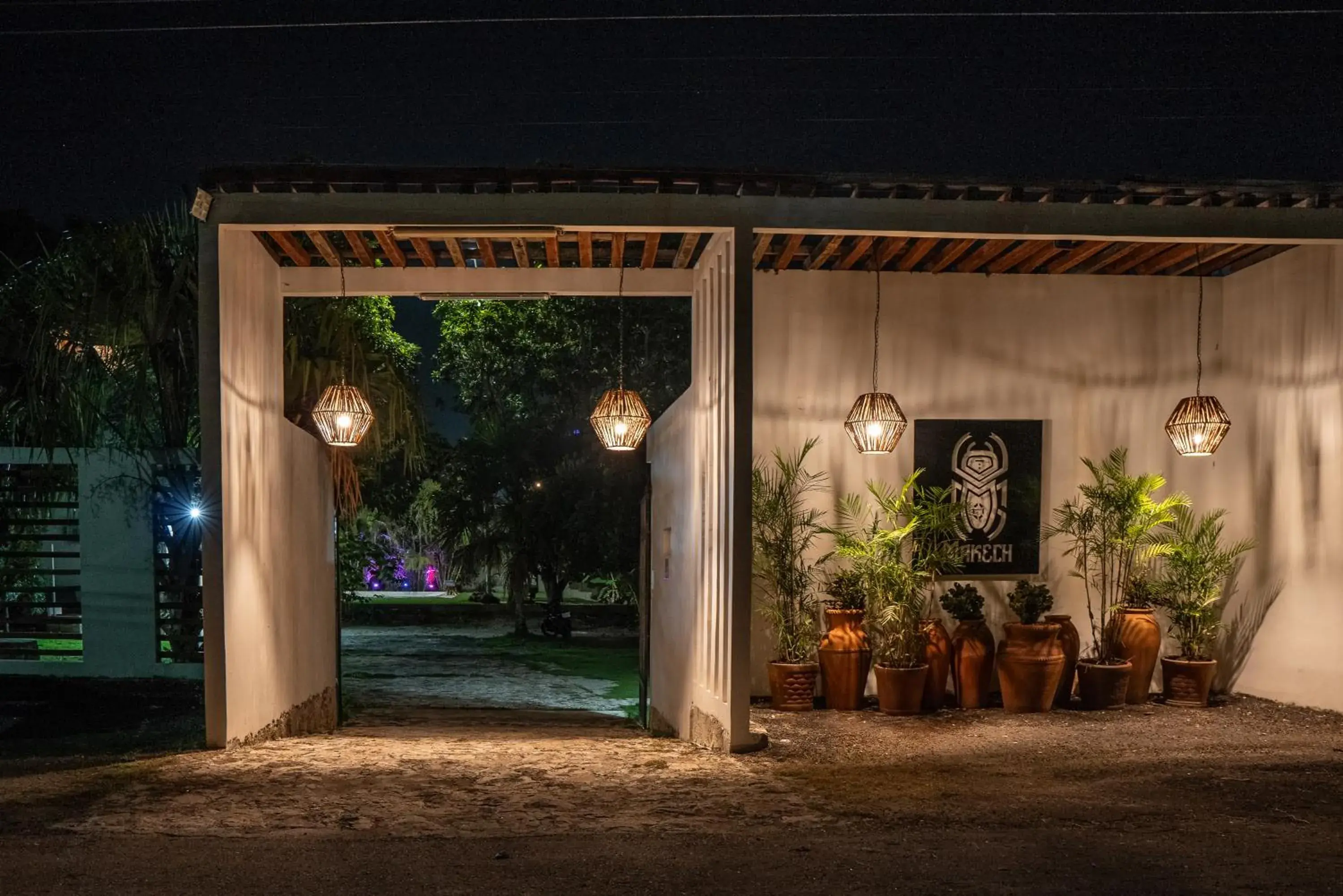 Facade/entrance in Hotel Makech Facade/entrance in Hotel Makech