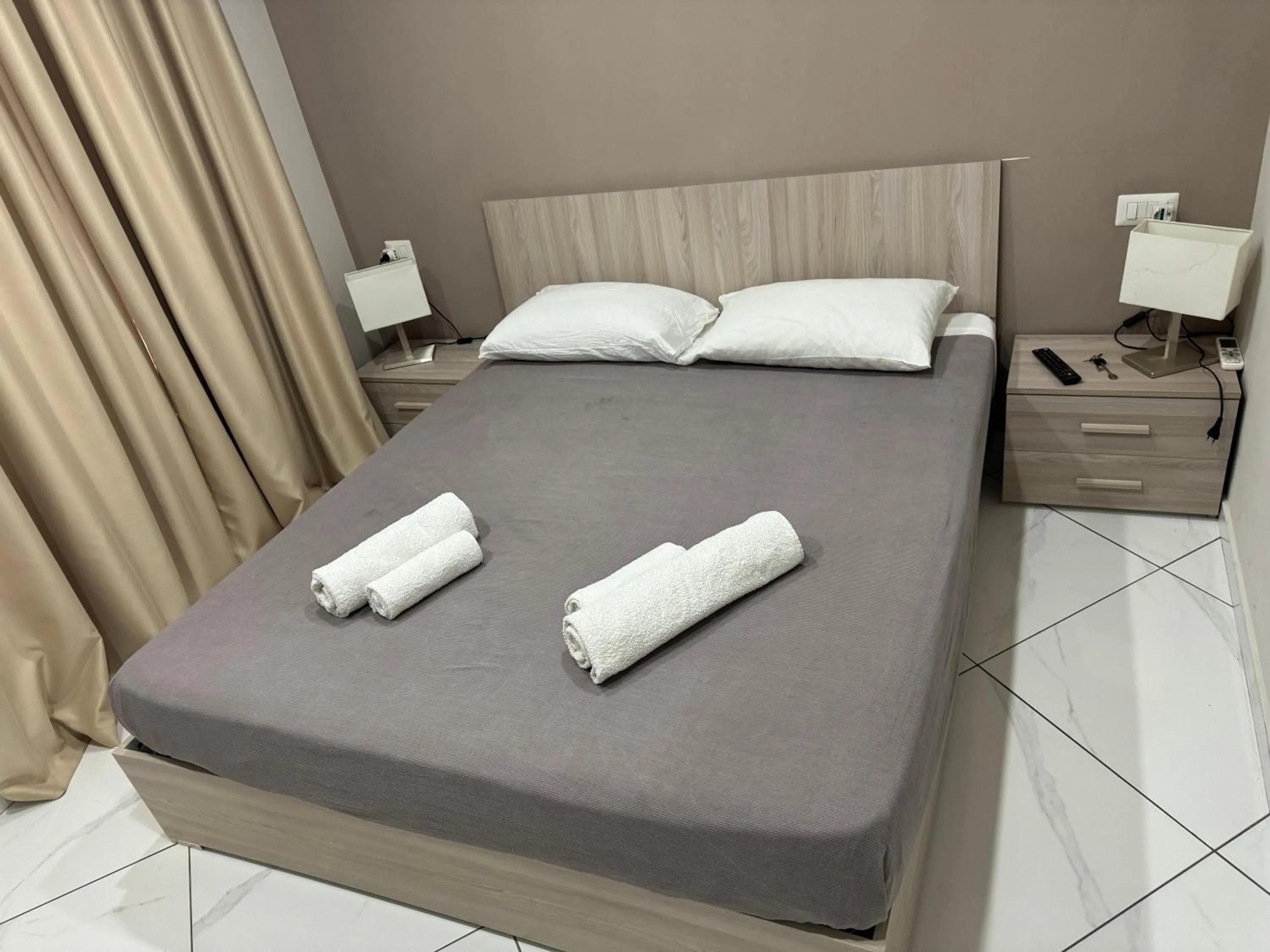 Bed in Mignone Luxury House