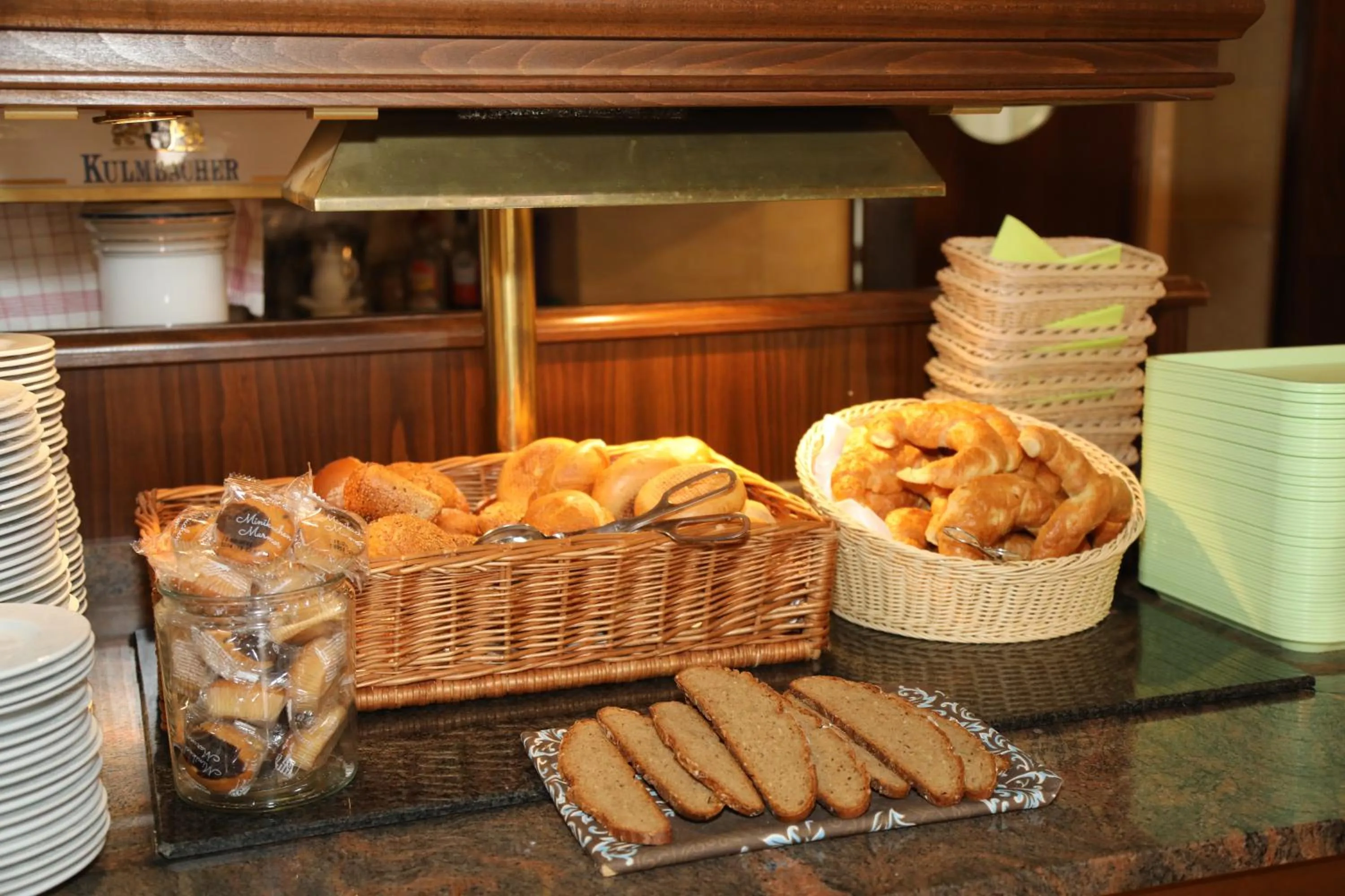 Buffet breakfast in Hotel Goldener Adler Garni