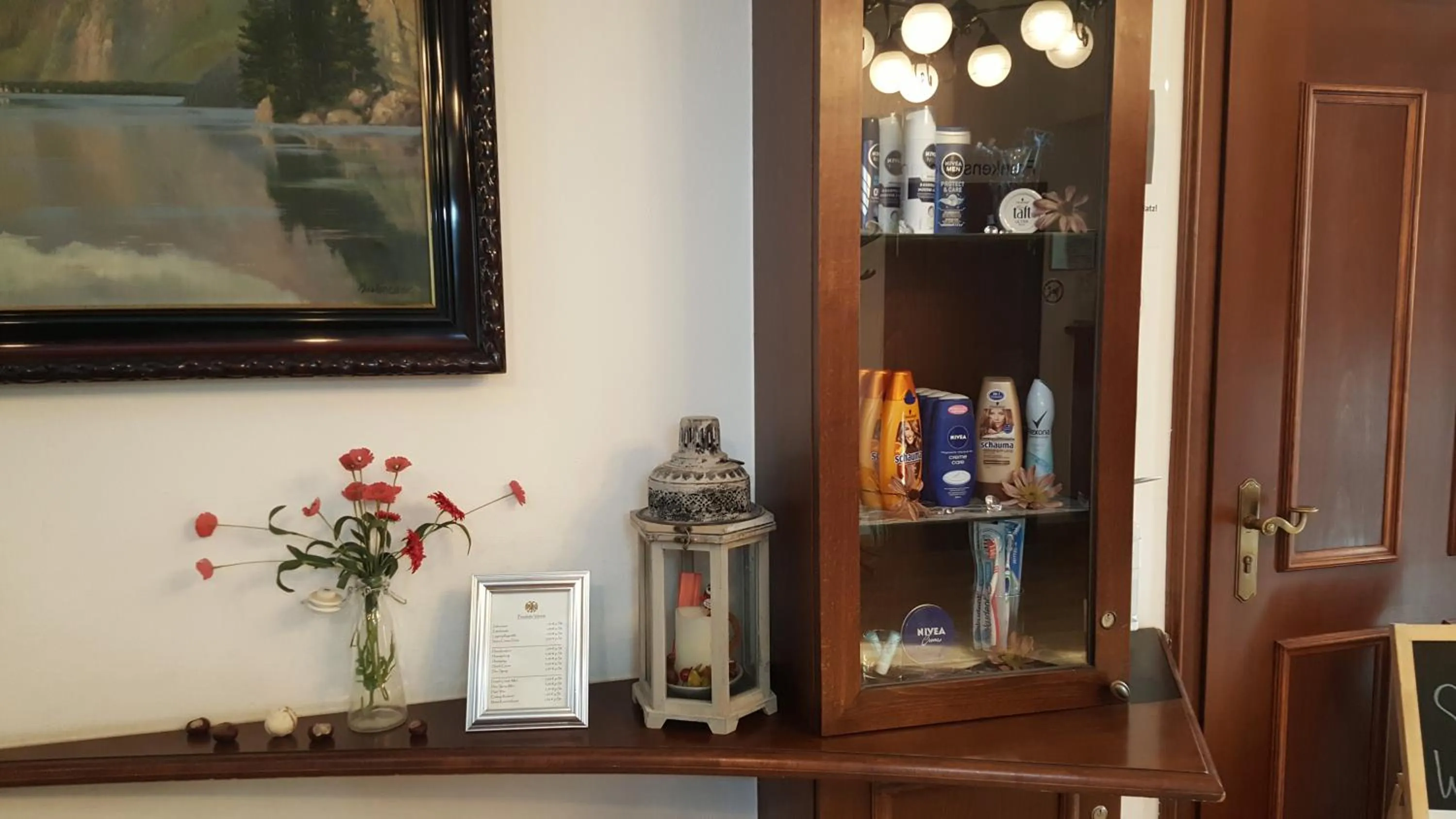 Lobby or reception in Hotel Goldener Adler Garni