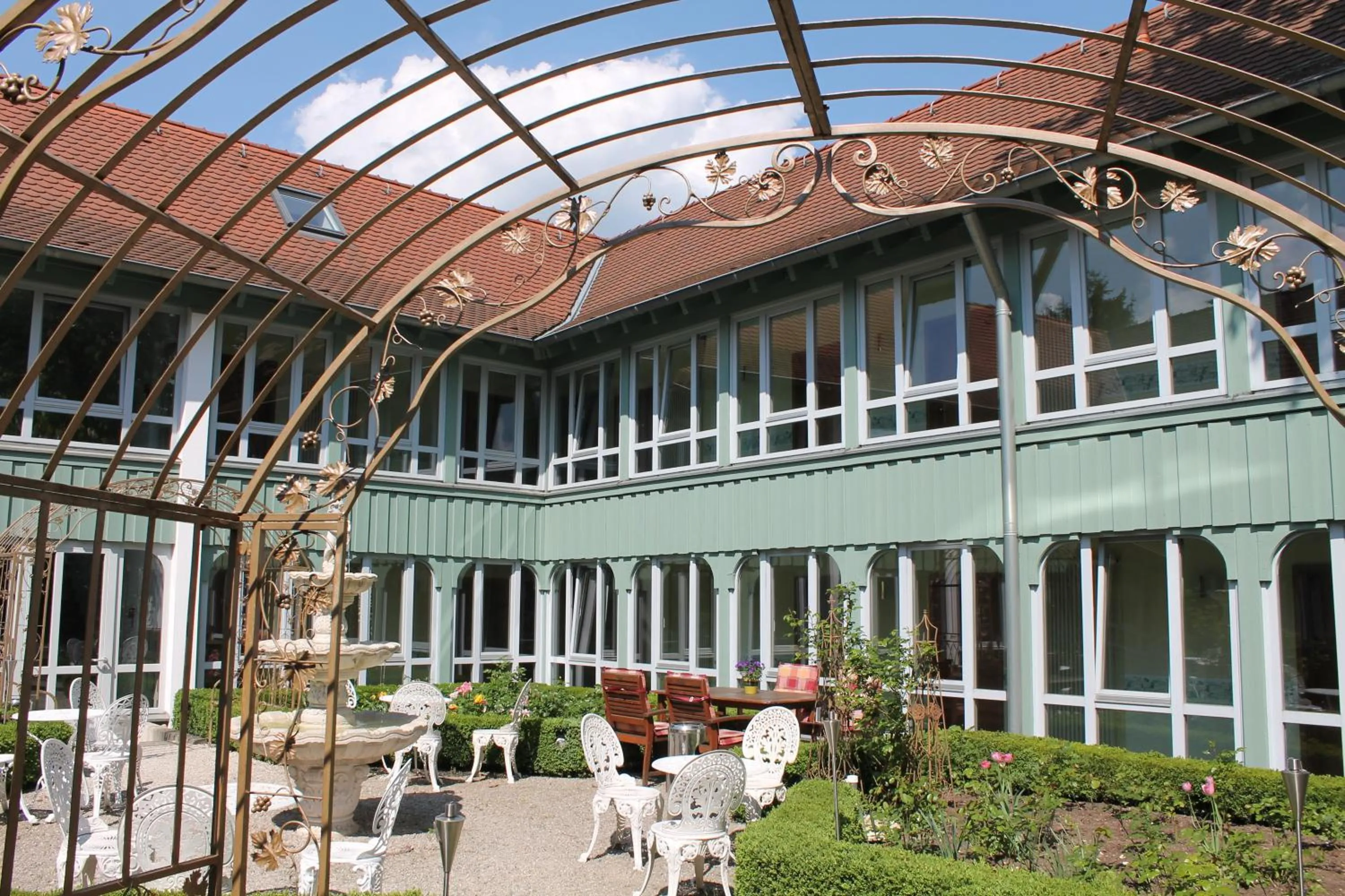 Property building in Hotel Goldener Adler Garni