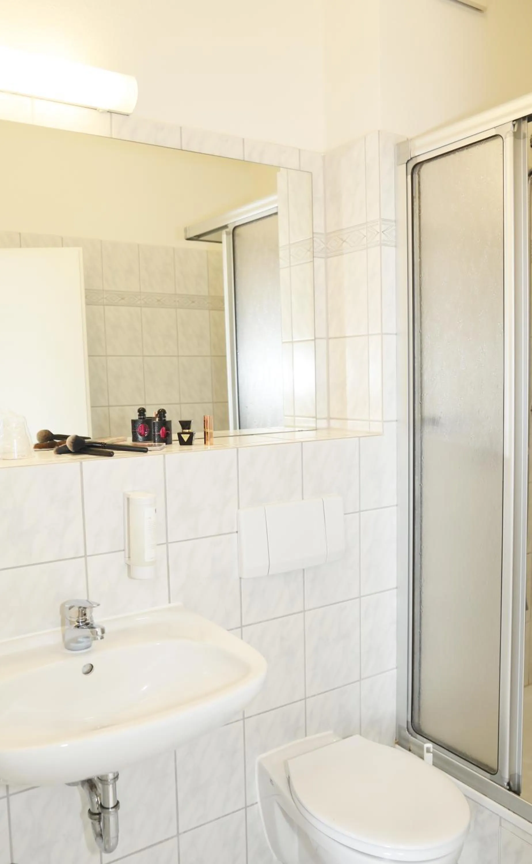 Bathroom in Hotel Goldener Adler Garni