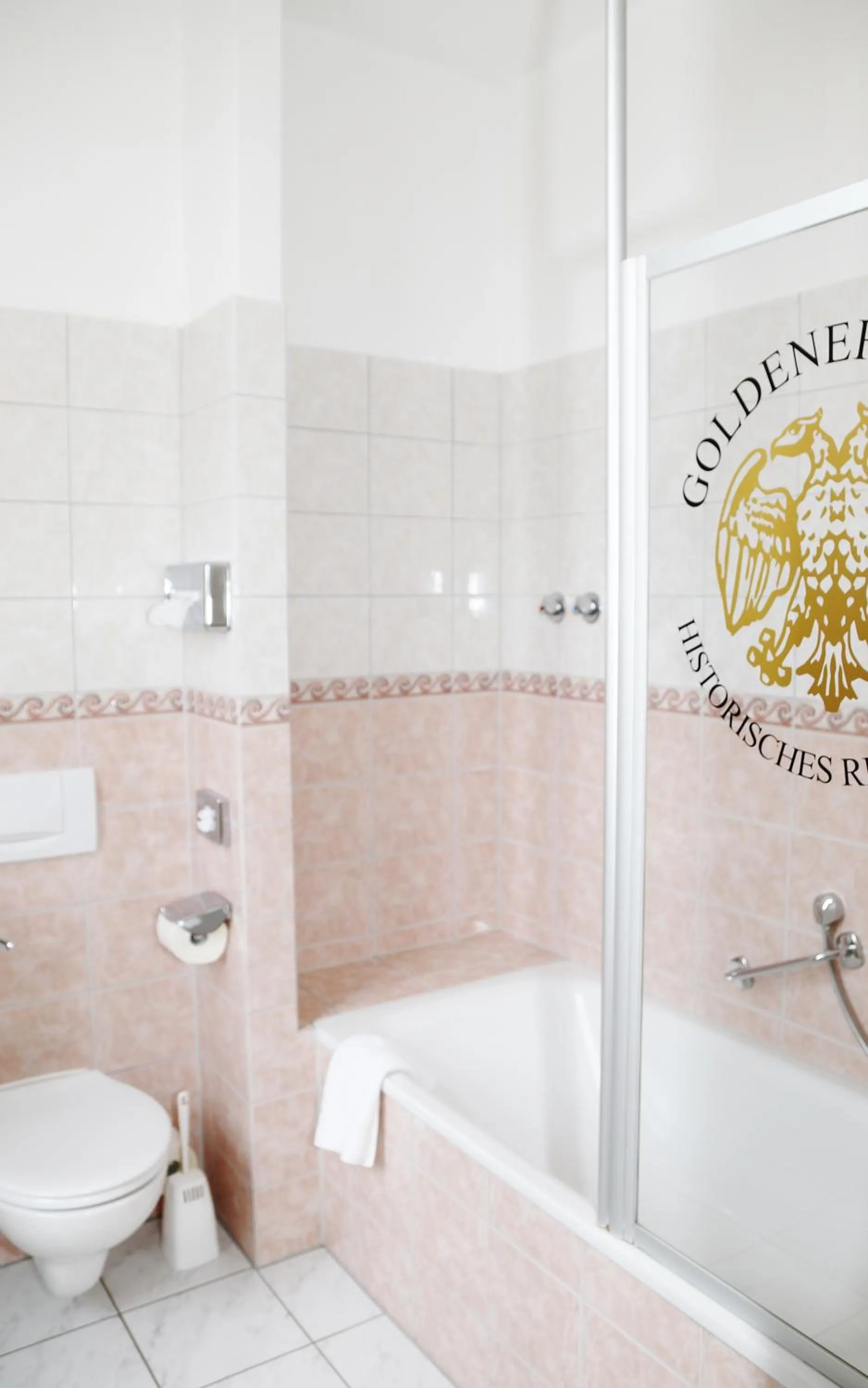 Bathroom in Hotel Goldener Adler Garni
