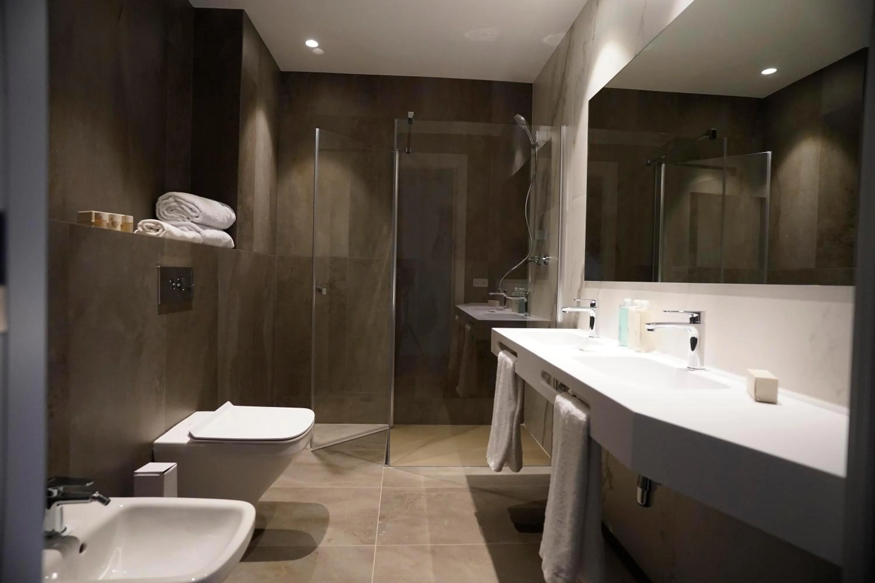 Bathroom in Hotel Bodega FyA - GRUPO PIÉROLA