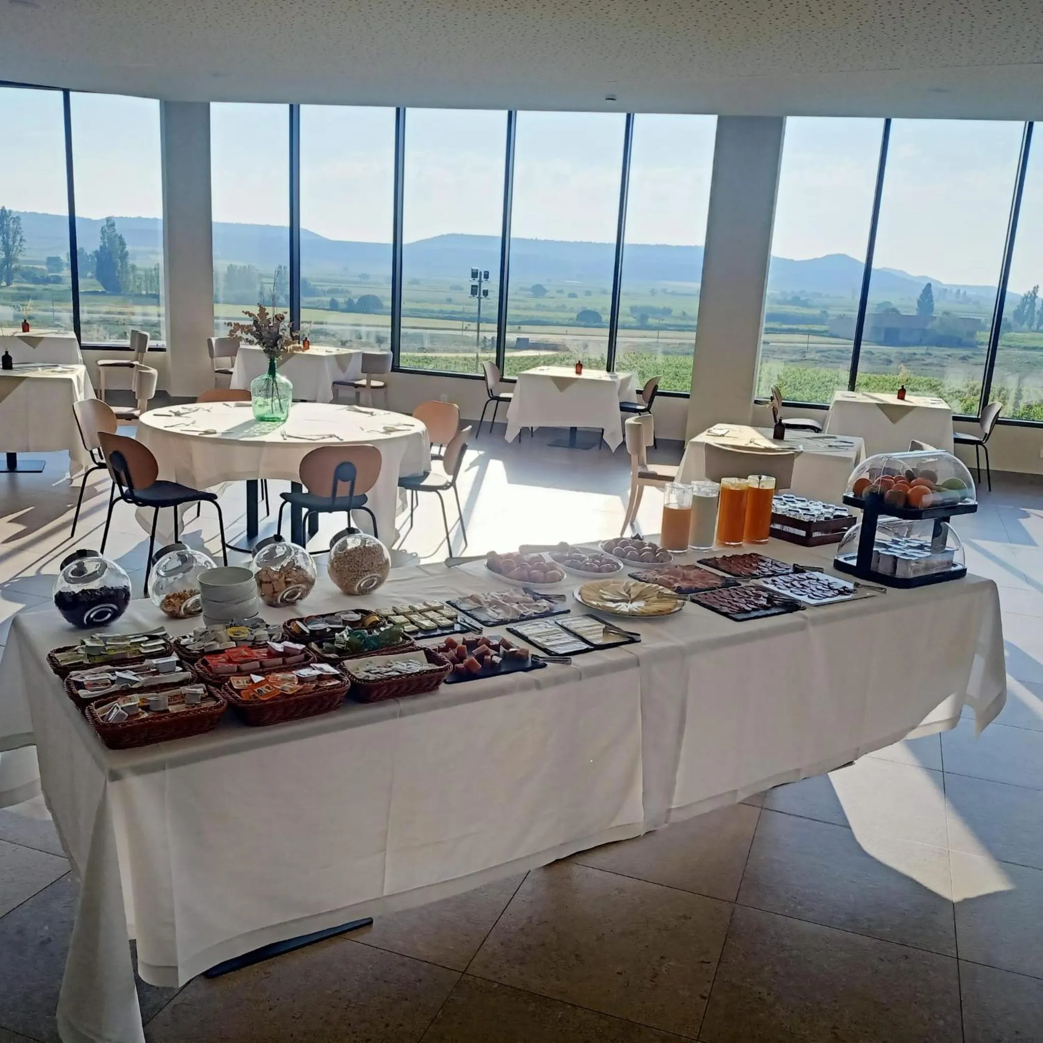 Breakfast in Hotel Bodega FyA - GRUPO PIÉROLA